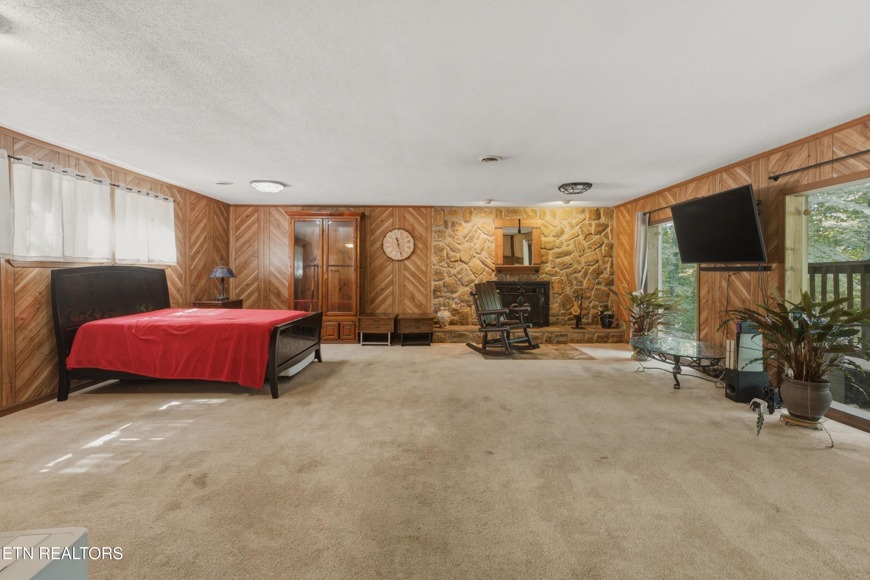 1119 W Outer Drive Oak Ridge TN 37830
