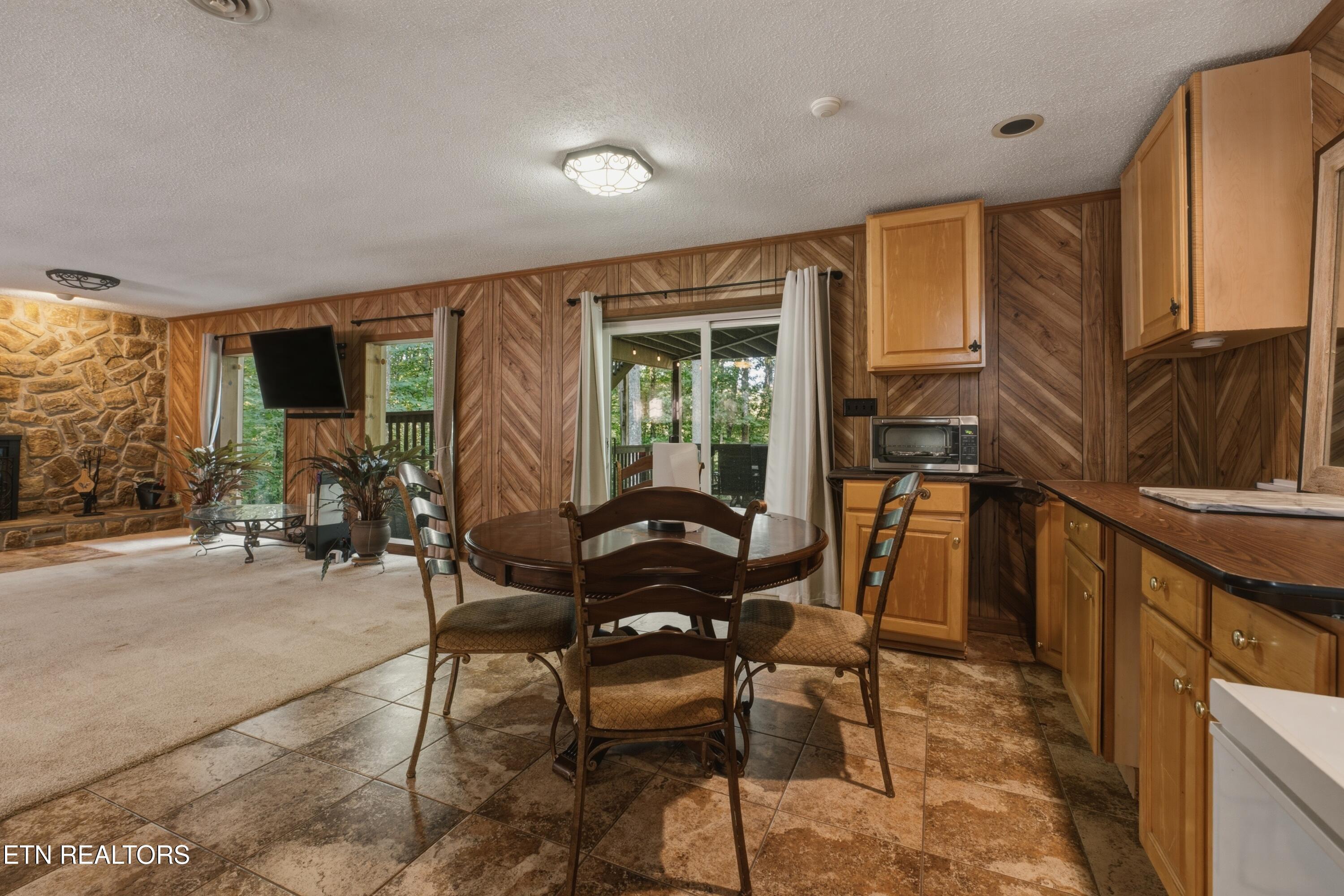 1119 W Outer Drive Oak Ridge TN 37830