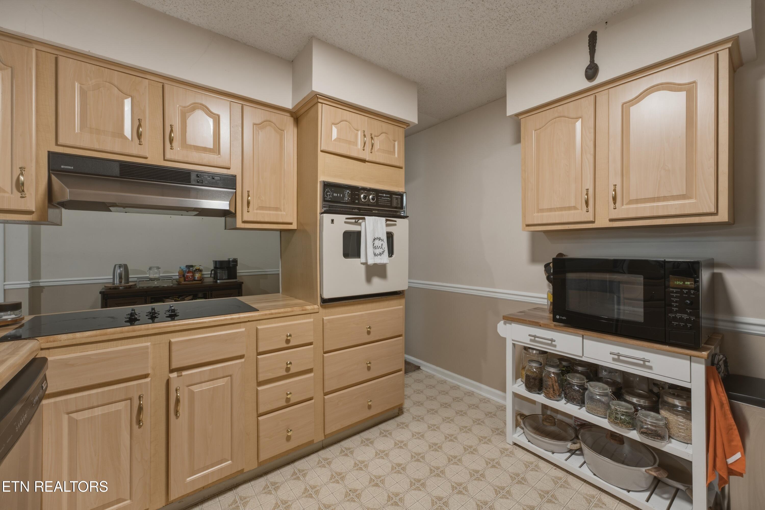1119 W Outer Drive Oak Ridge TN 37830
