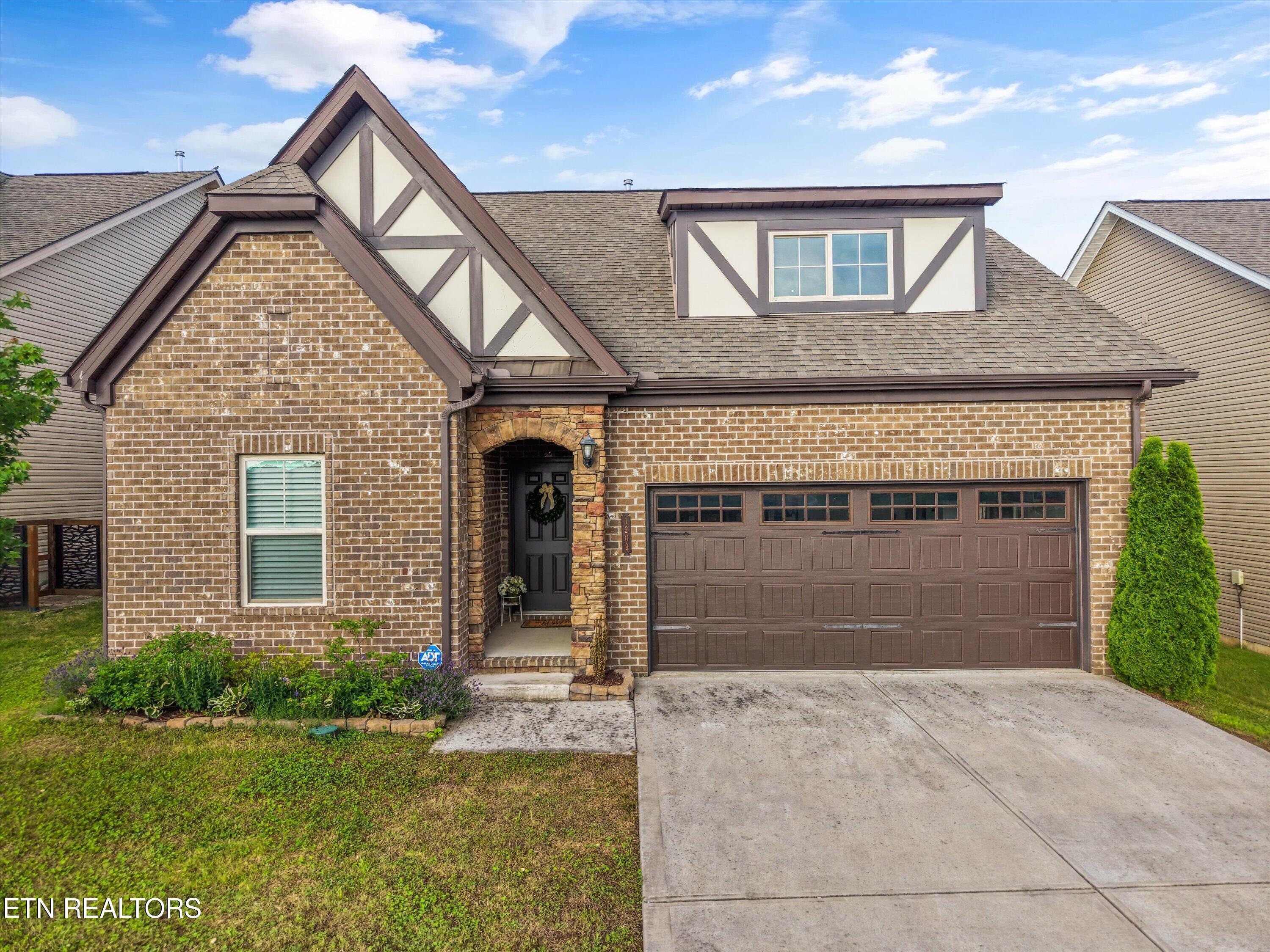 1209 Branch Creek Lane Maryville TN 37801