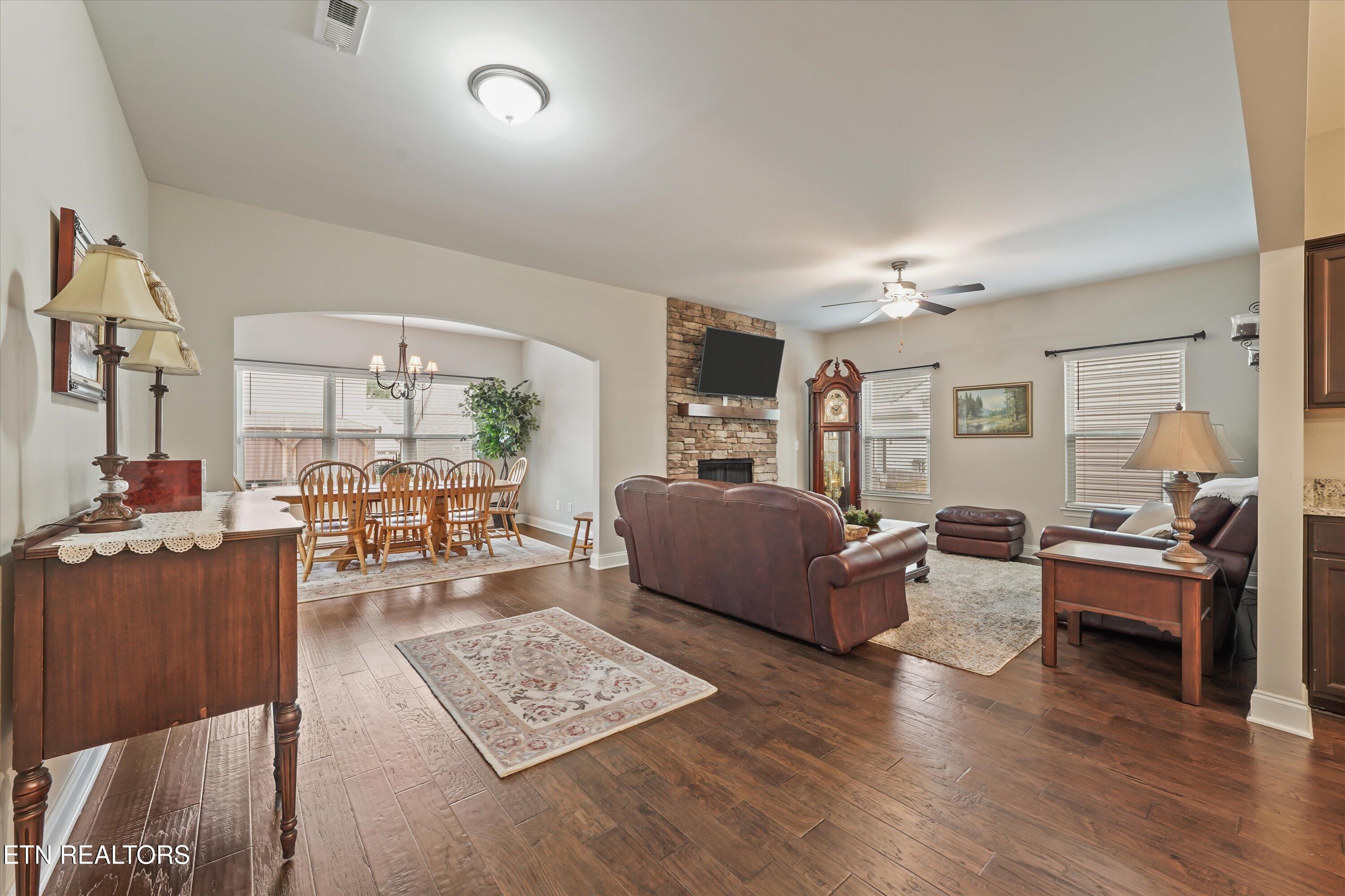 1209 Branch Creek Lane Maryville TN 37801