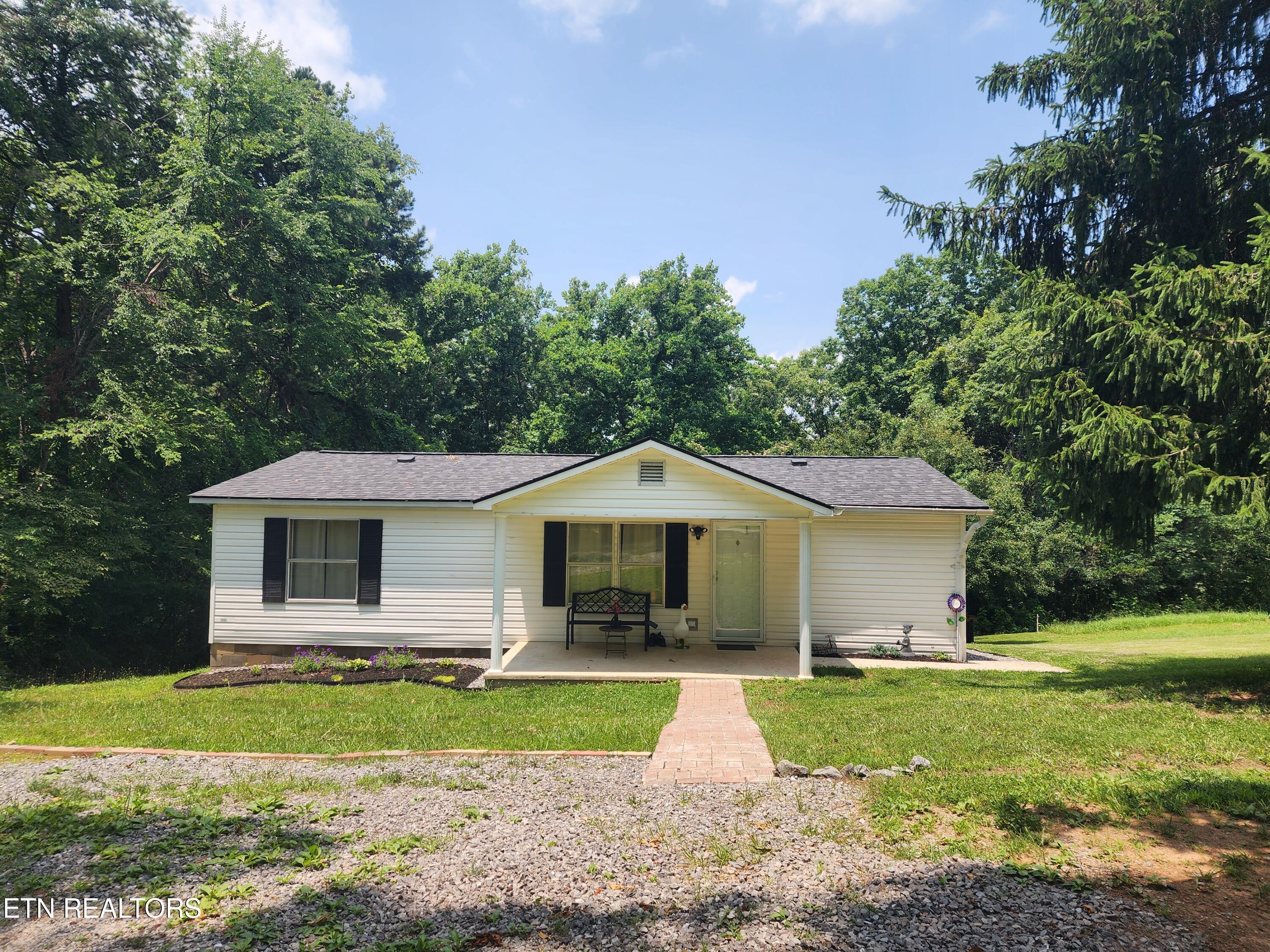 709 Skyline Drive Harriman TN 37748