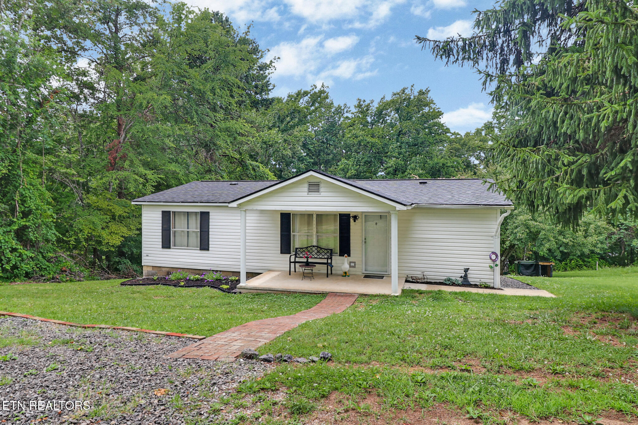 709 Skyline Drive Harriman TN 37748