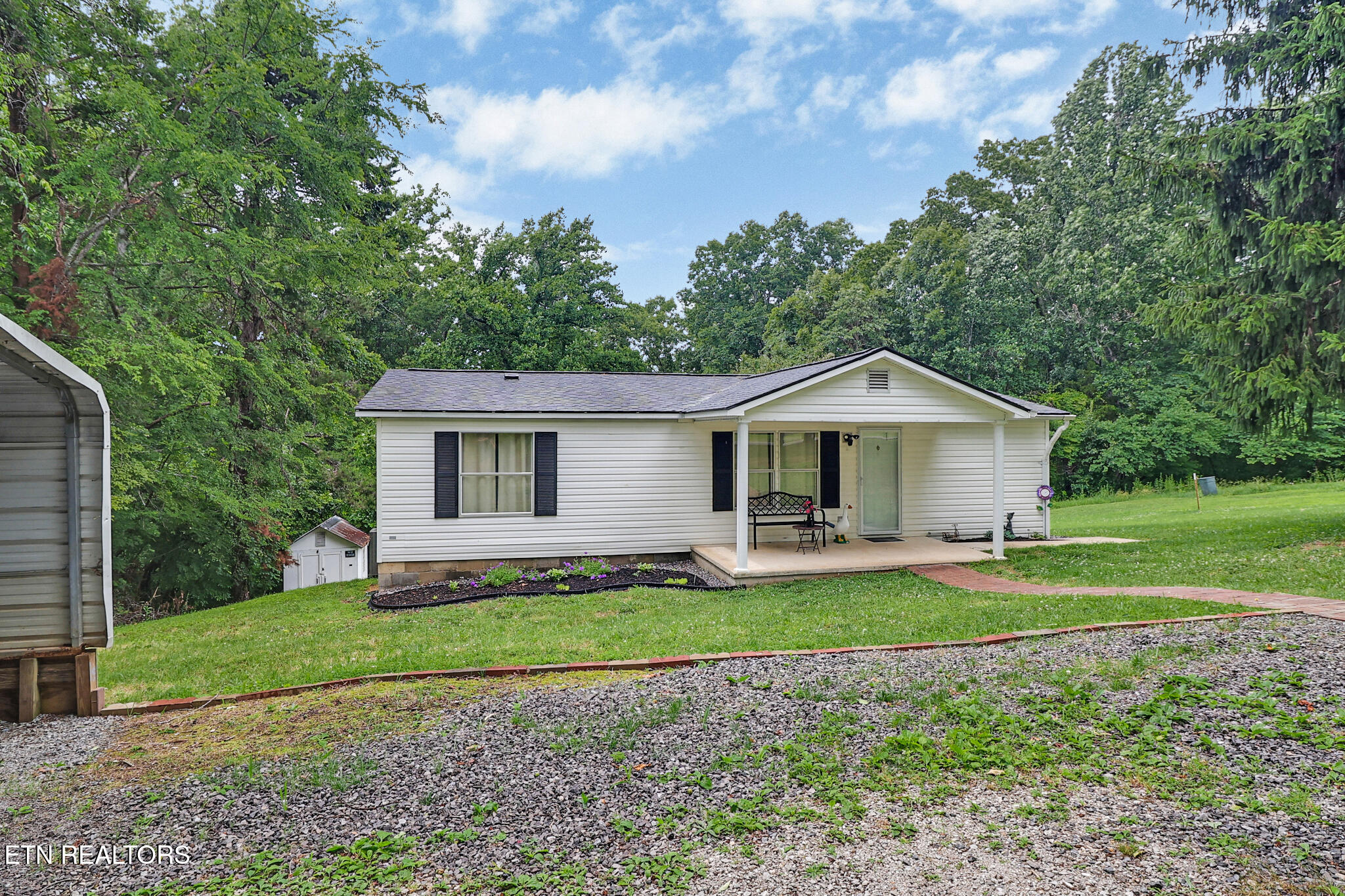 709 Skyline Drive Harriman TN 37748