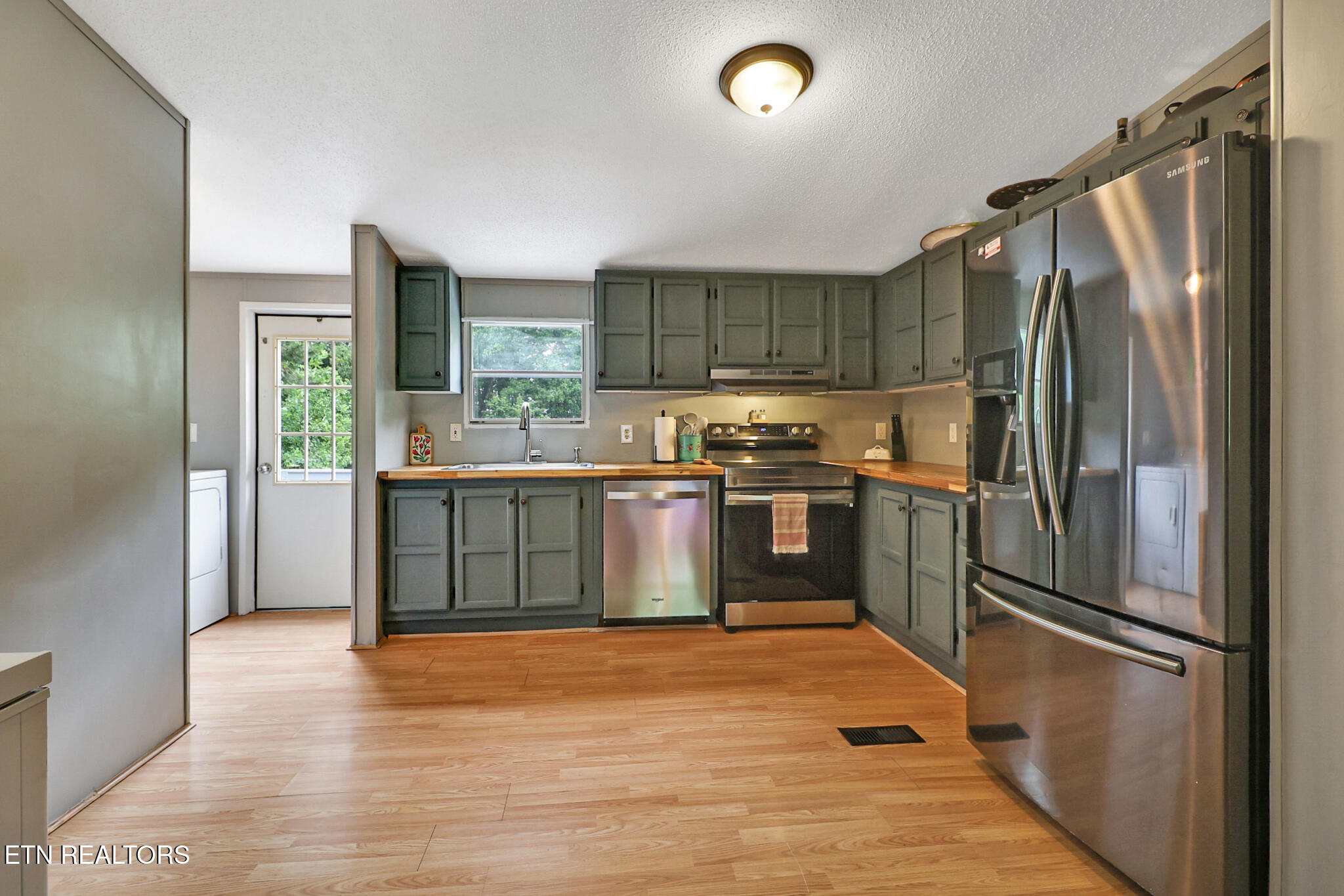 709 Skyline Drive Harriman TN 37748
