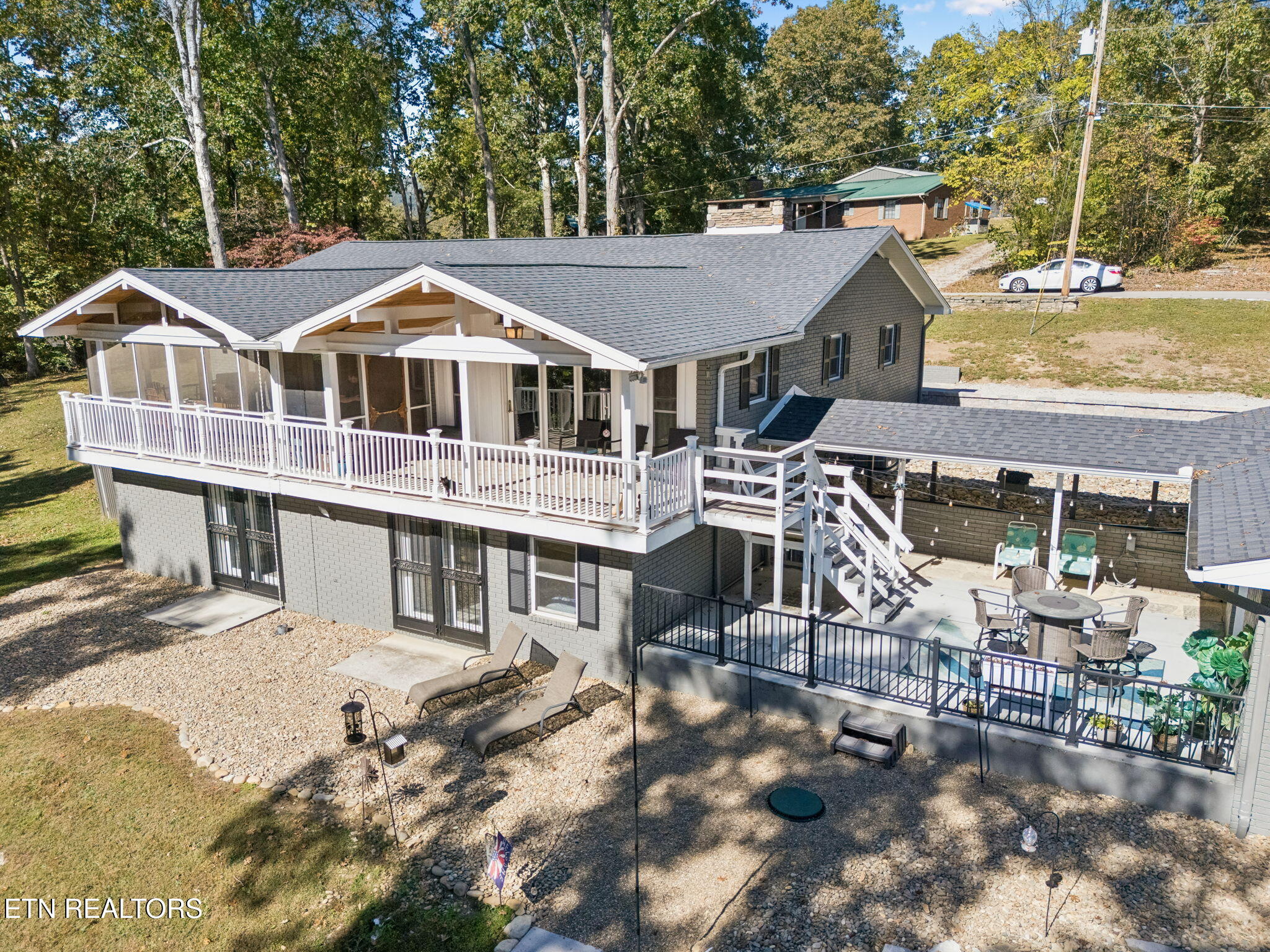 496 Shawnee Drive Jacksboro TN 37757