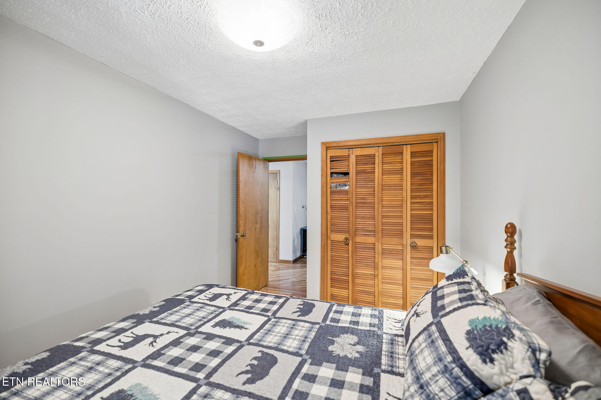 496 Shawnee Drive Jacksboro TN 37757