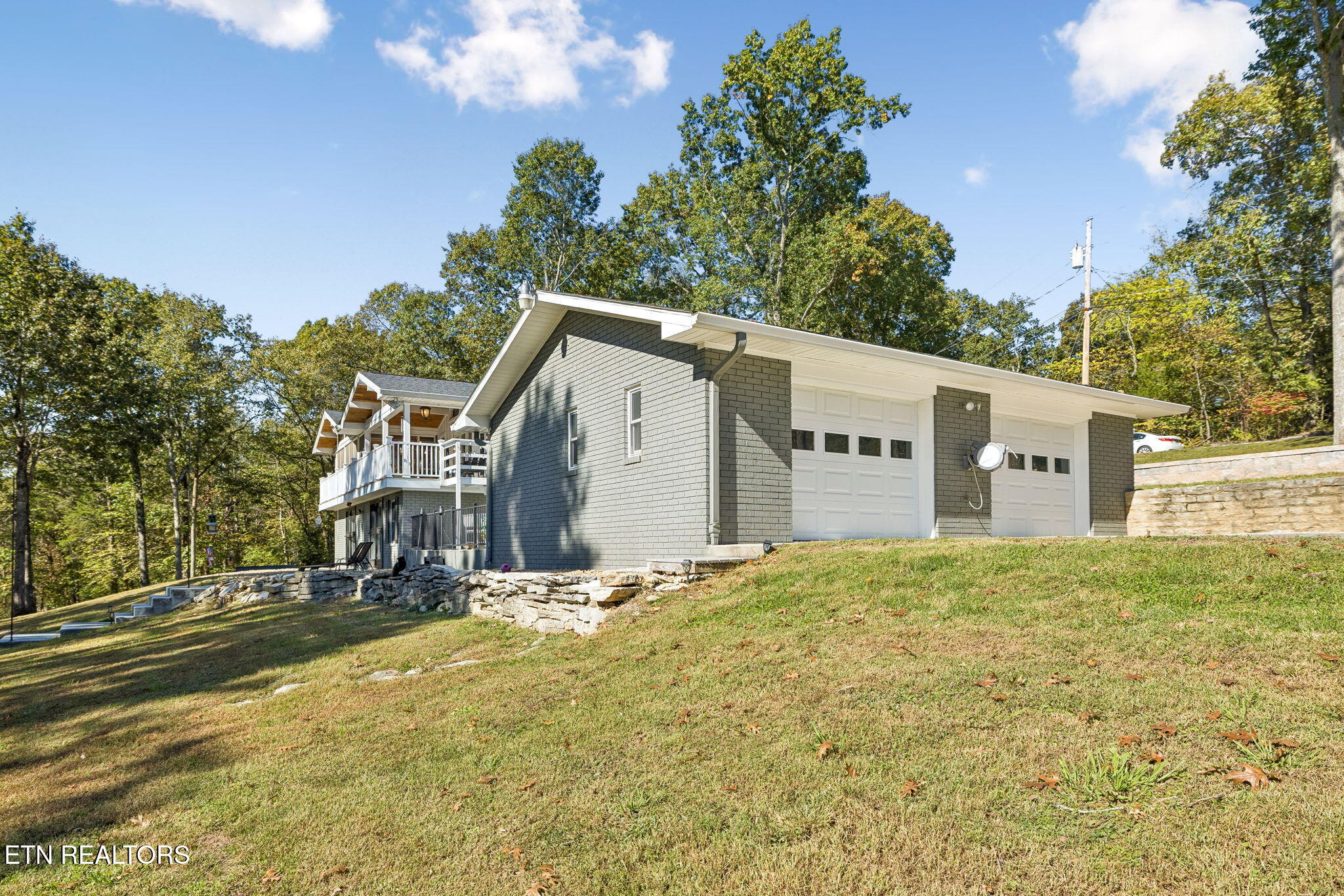 496 Shawnee Drive Jacksboro TN 37757