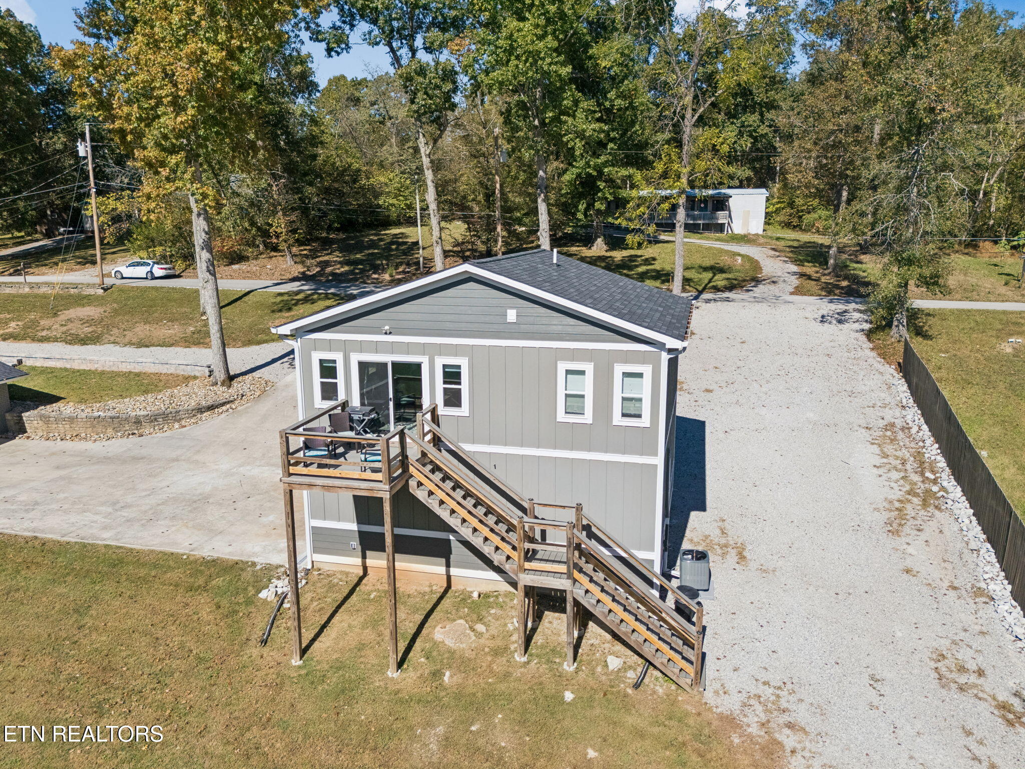 496 Shawnee Drive Jacksboro TN 37757