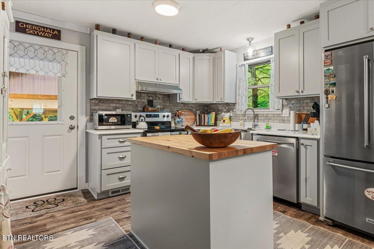 229 Smokey Run Road Tellico Plains TN 37385