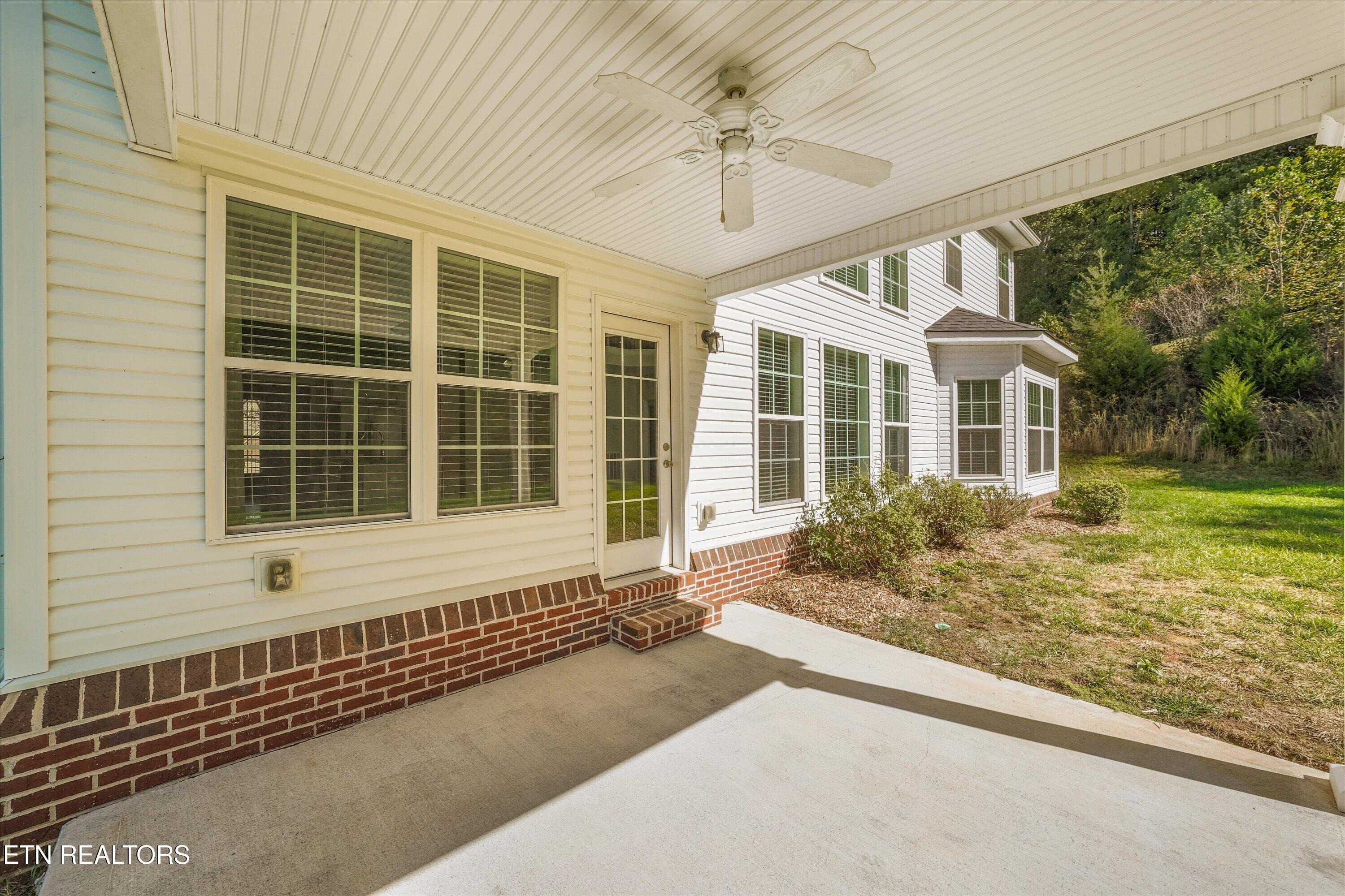 1828 Seahawk Lane Knoxville TN 37922