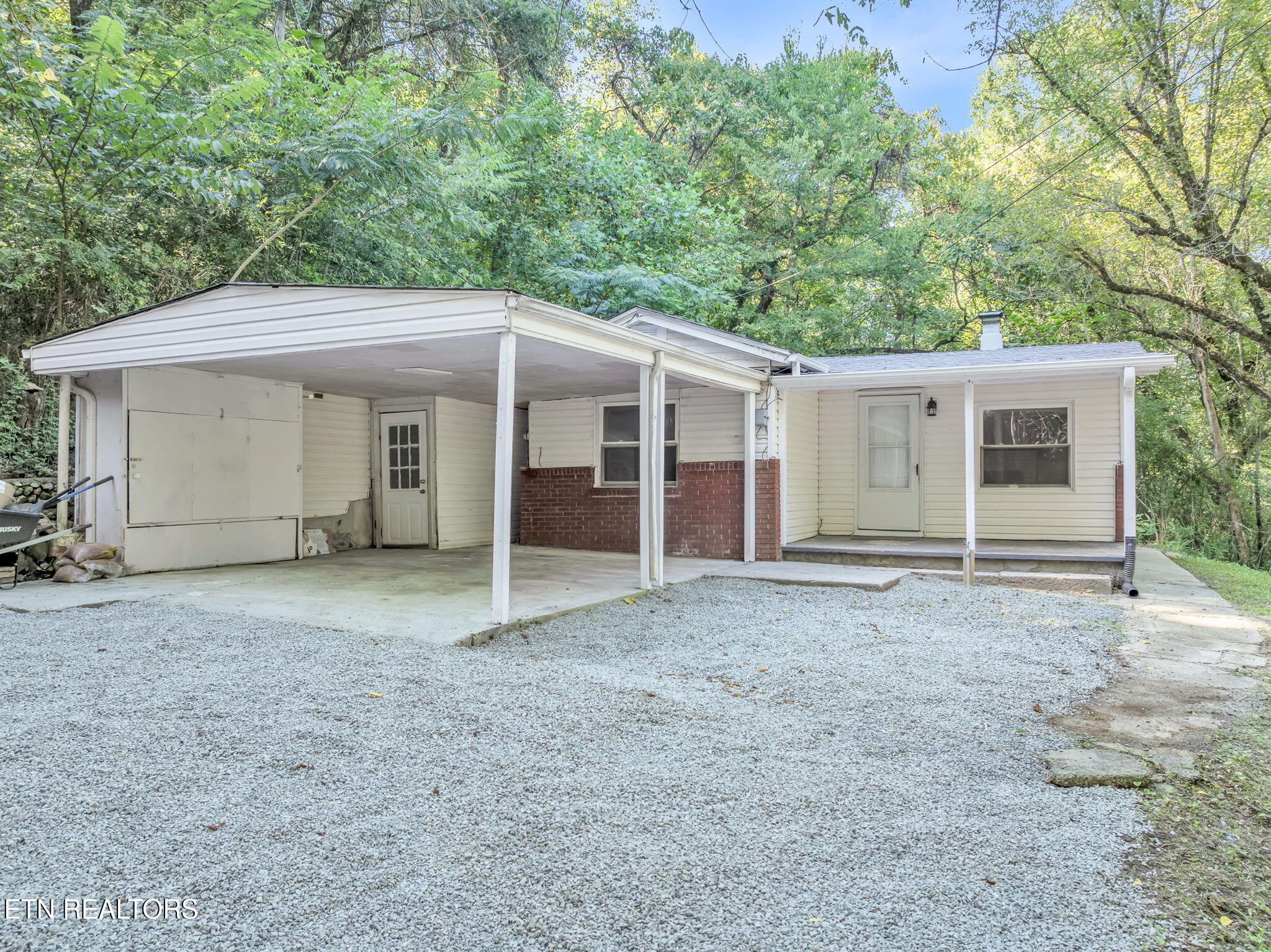 126 Moore Lane Powell TN 37849