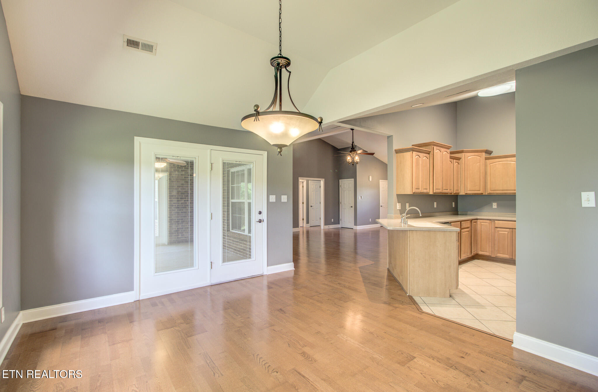 1074 Saint Johns Drive Maryville TN 37801