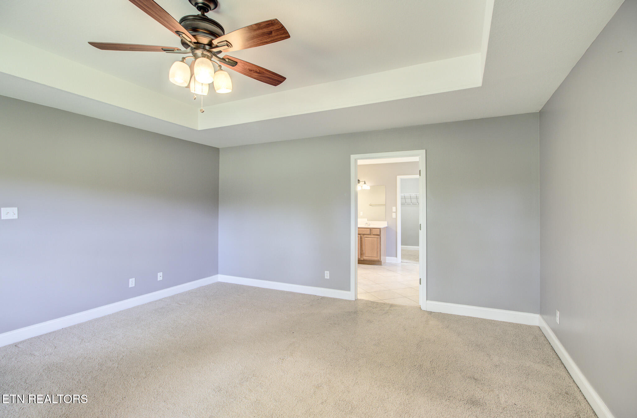 1074 Saint Johns Drive Maryville TN 37801