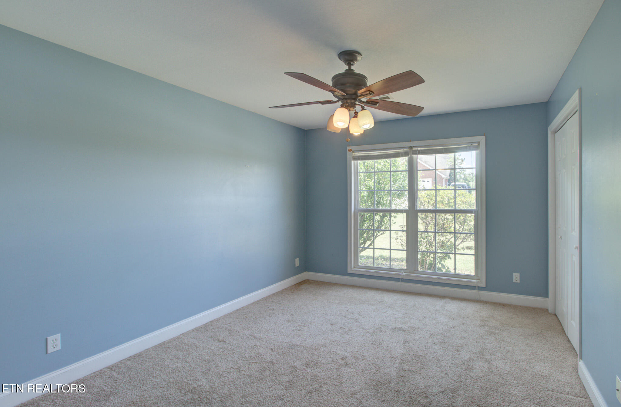 1074 Saint Johns Drive Maryville TN 37801