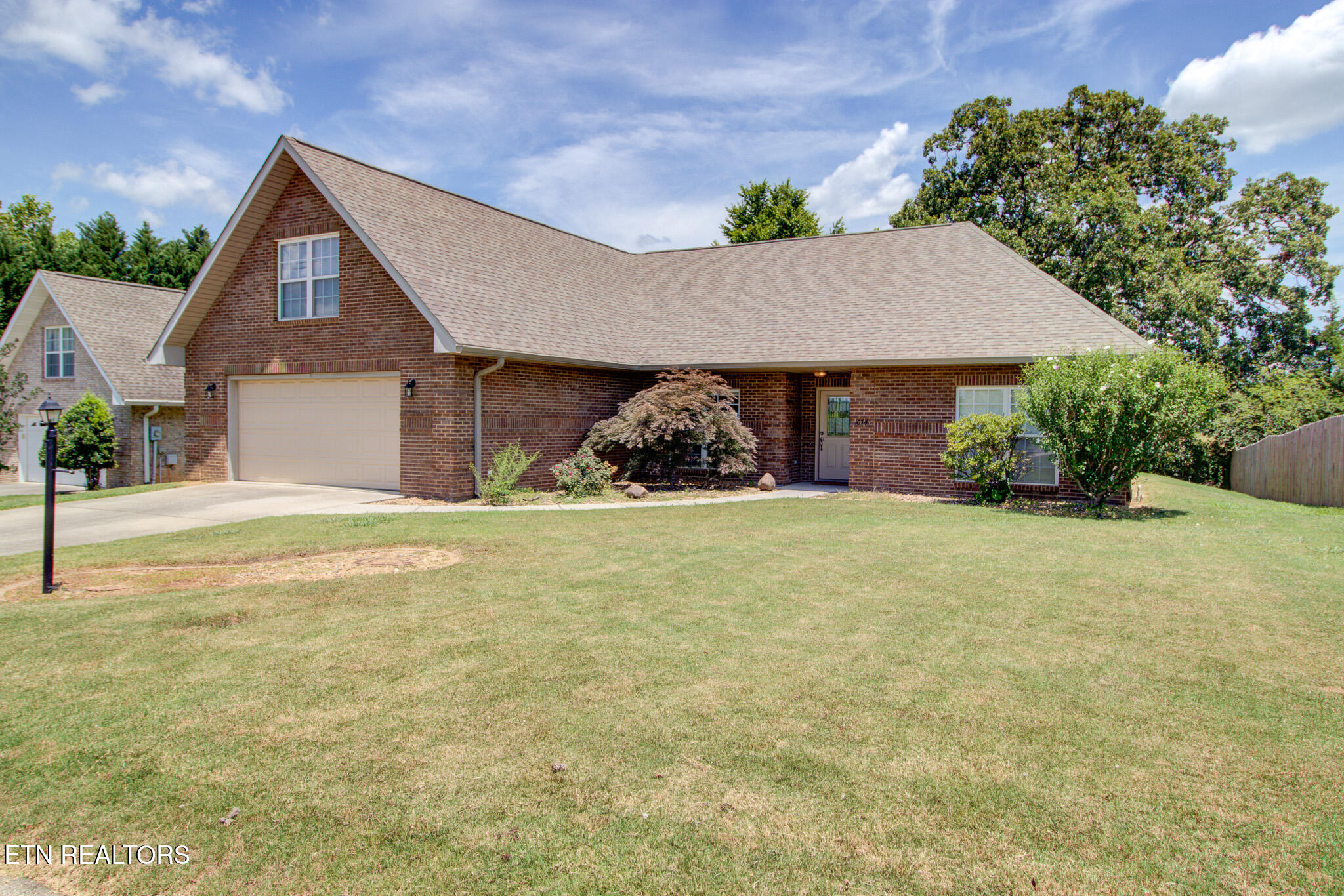 1074 Saint Johns Drive Maryville TN 37801