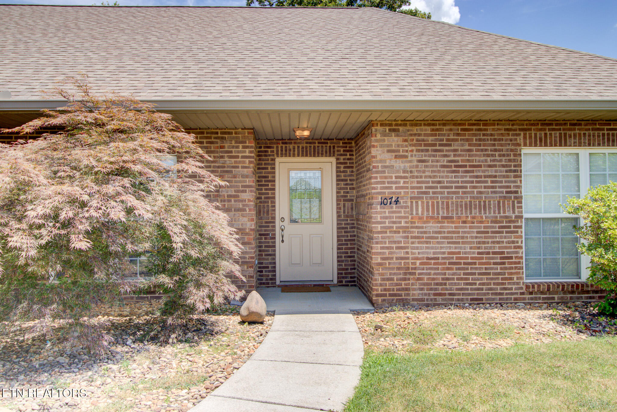 1074 Saint Johns Drive Maryville TN 37801