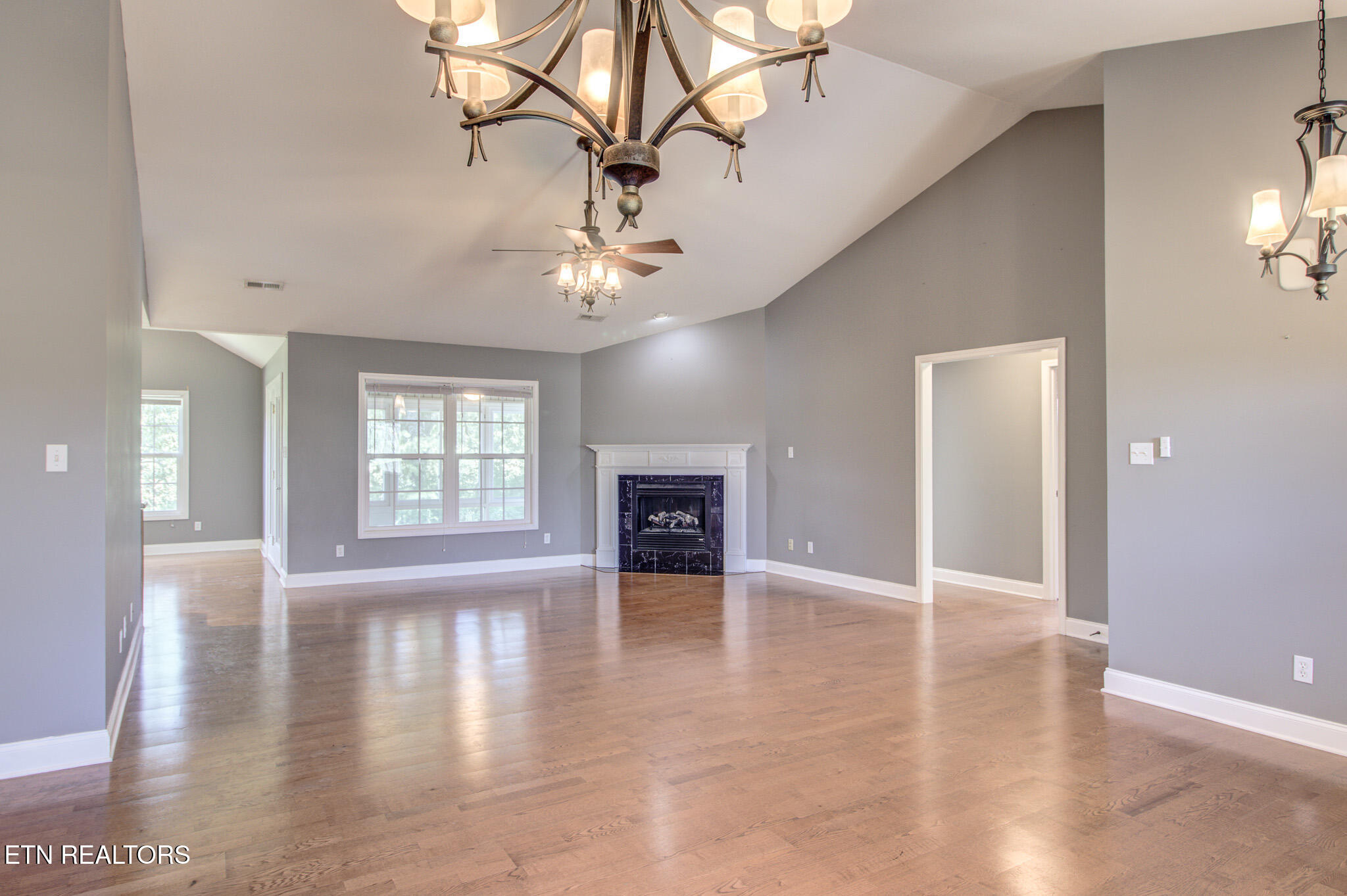 1074 Saint Johns Drive Maryville TN 37801