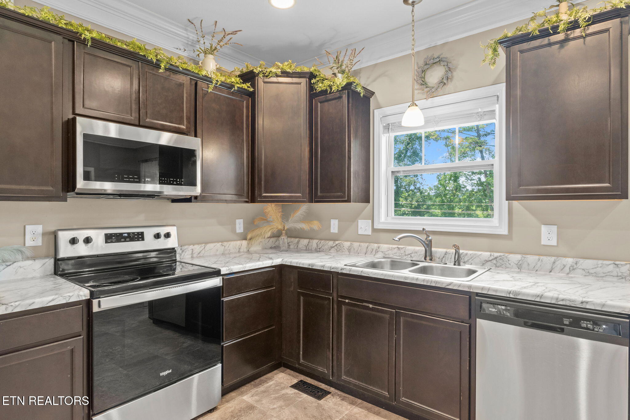 267 Bluff Shadows Lane Seymour TN 37865