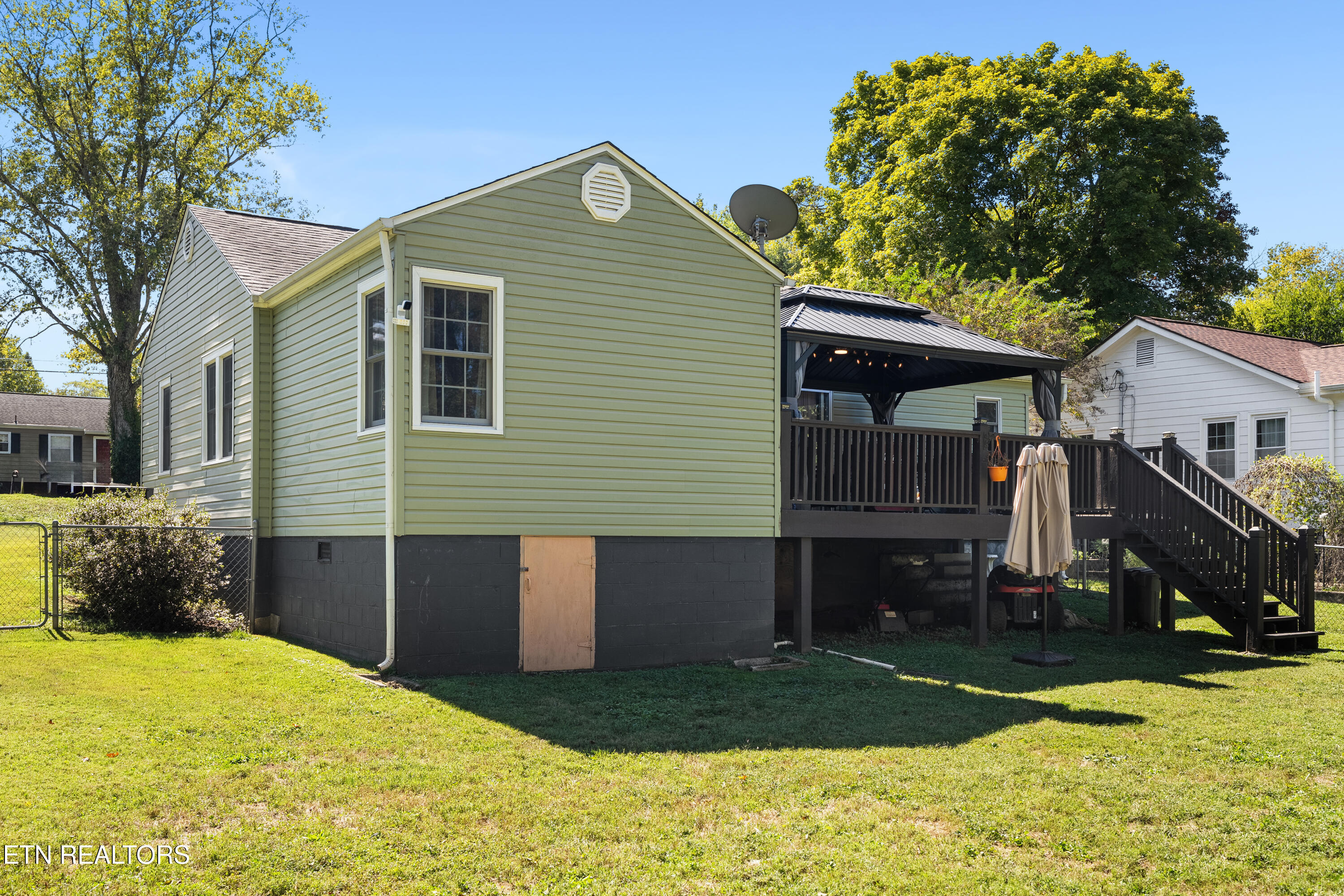 2209 Lloyd Avenue Knoxville TN 37920