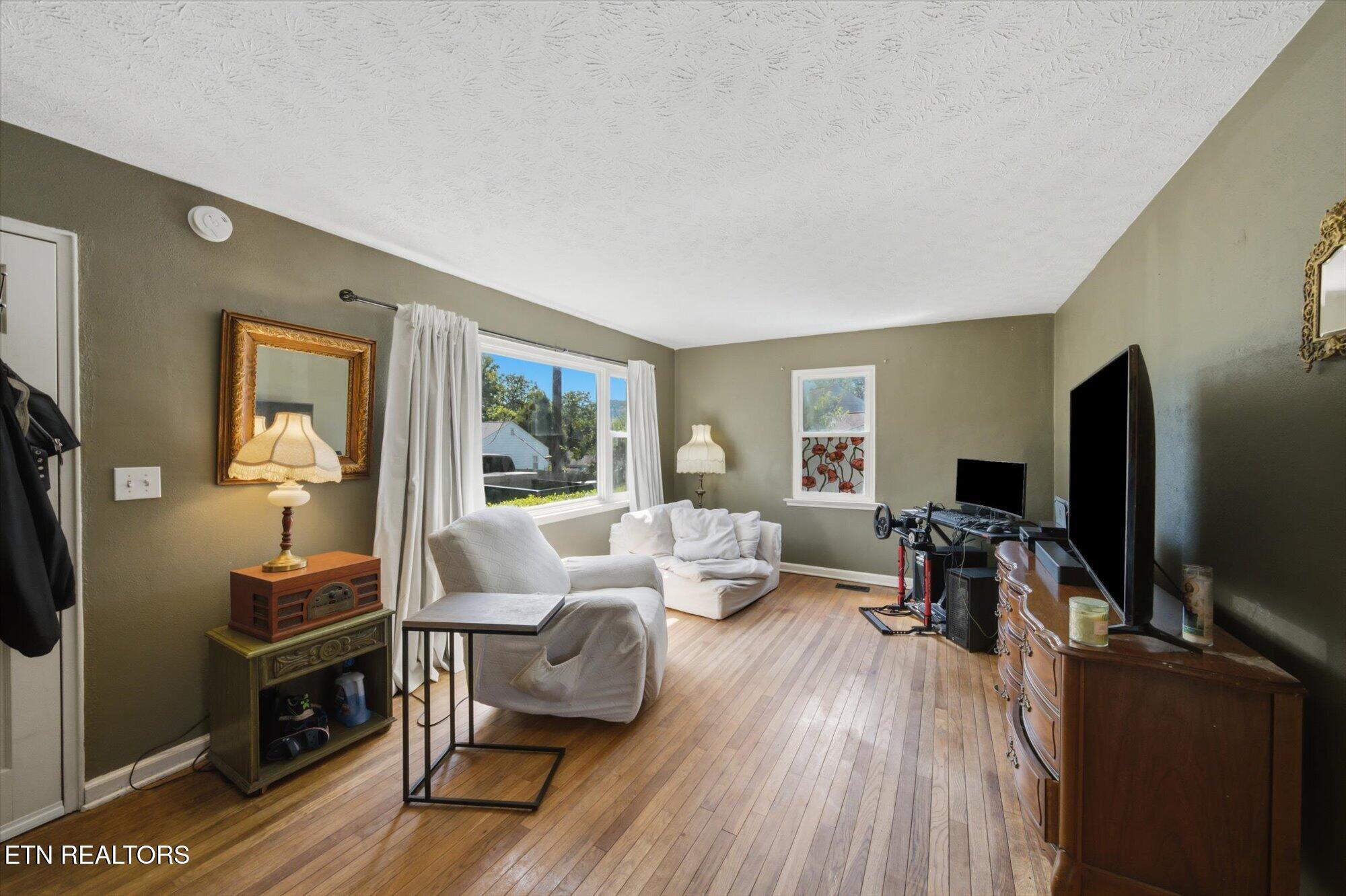 104 Scott Lane Oak Ridge TN 37830
