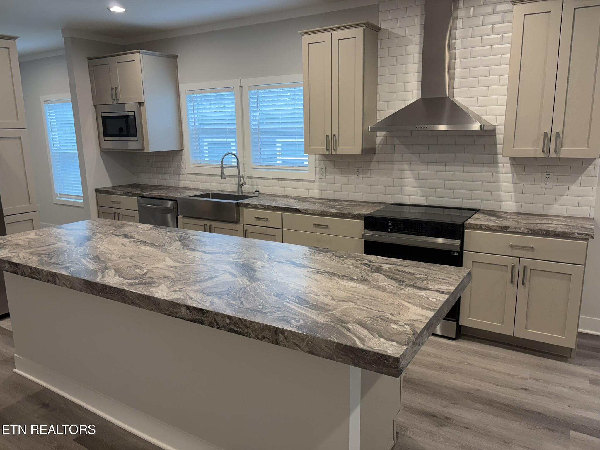 3844 Crimson Clover Lane Knoxville TN 37924