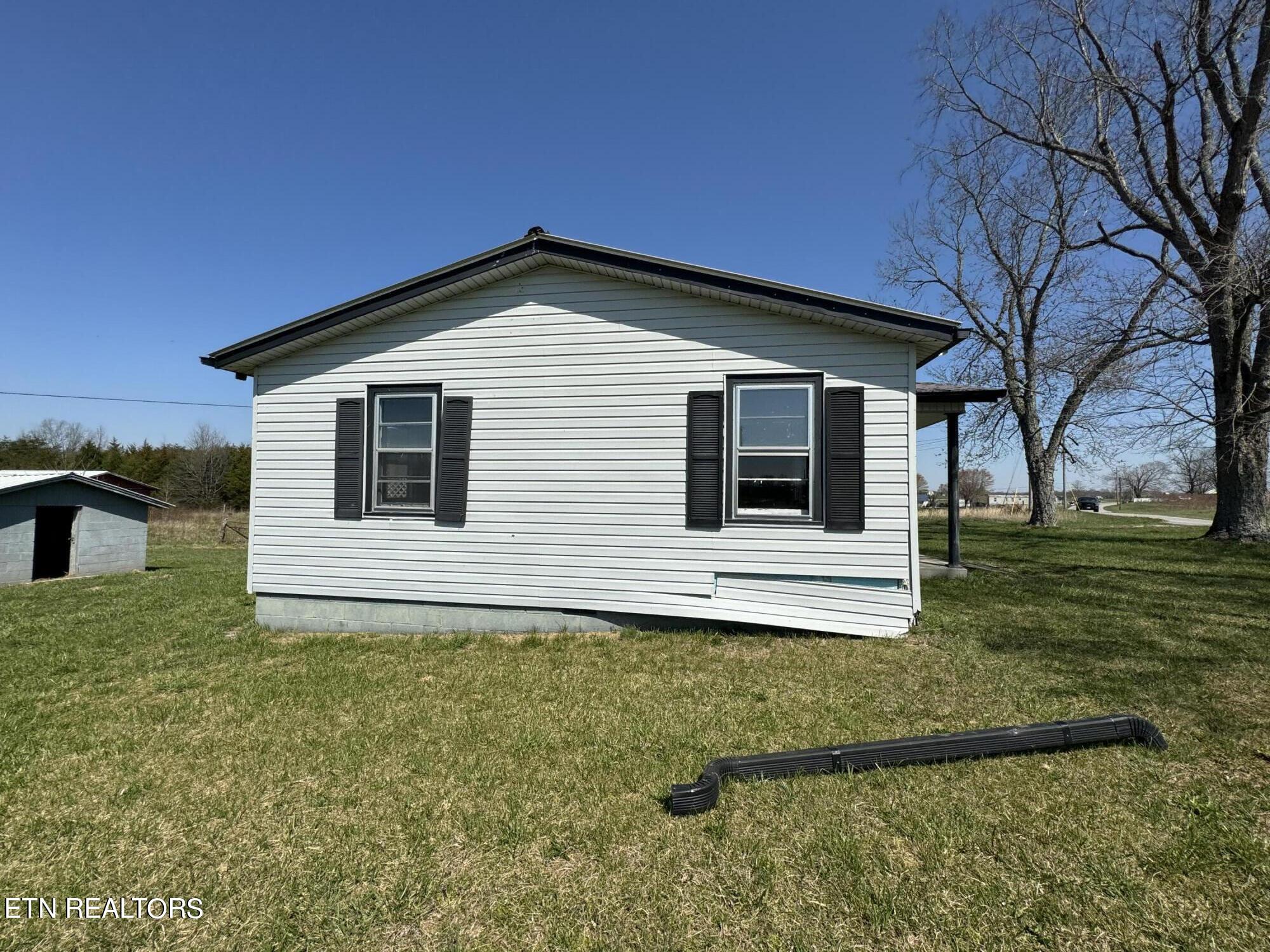 1222 Will Thompson Road Sparta TN 38583