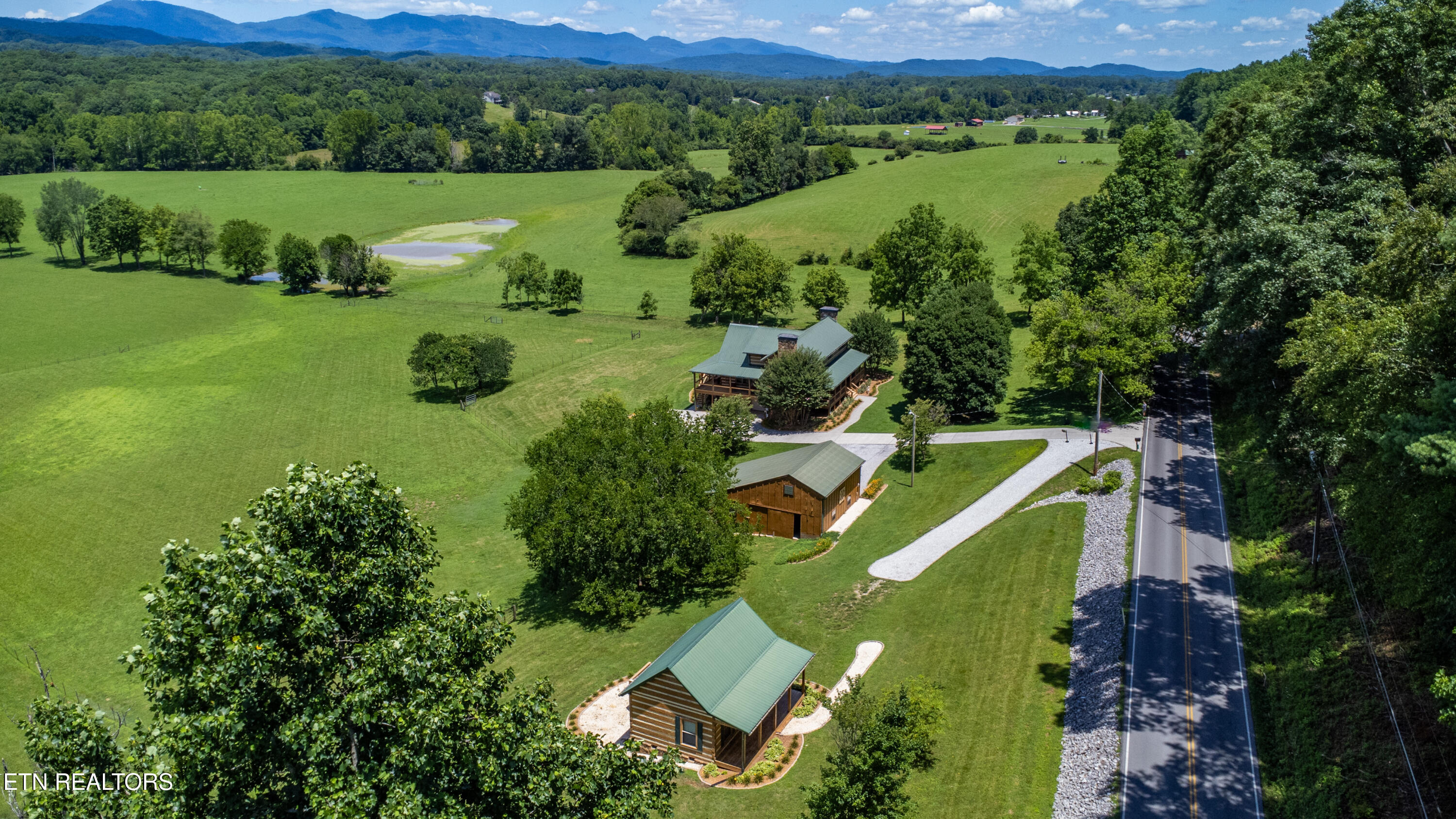871 Poplar Creek Road Oliver Springs TN 37840