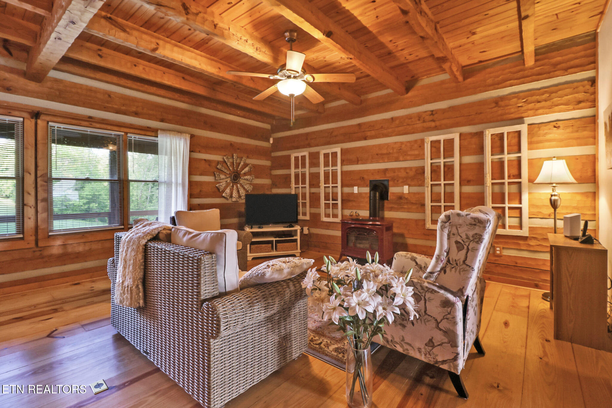 871 Poplar Creek Road Oliver Springs TN 37840