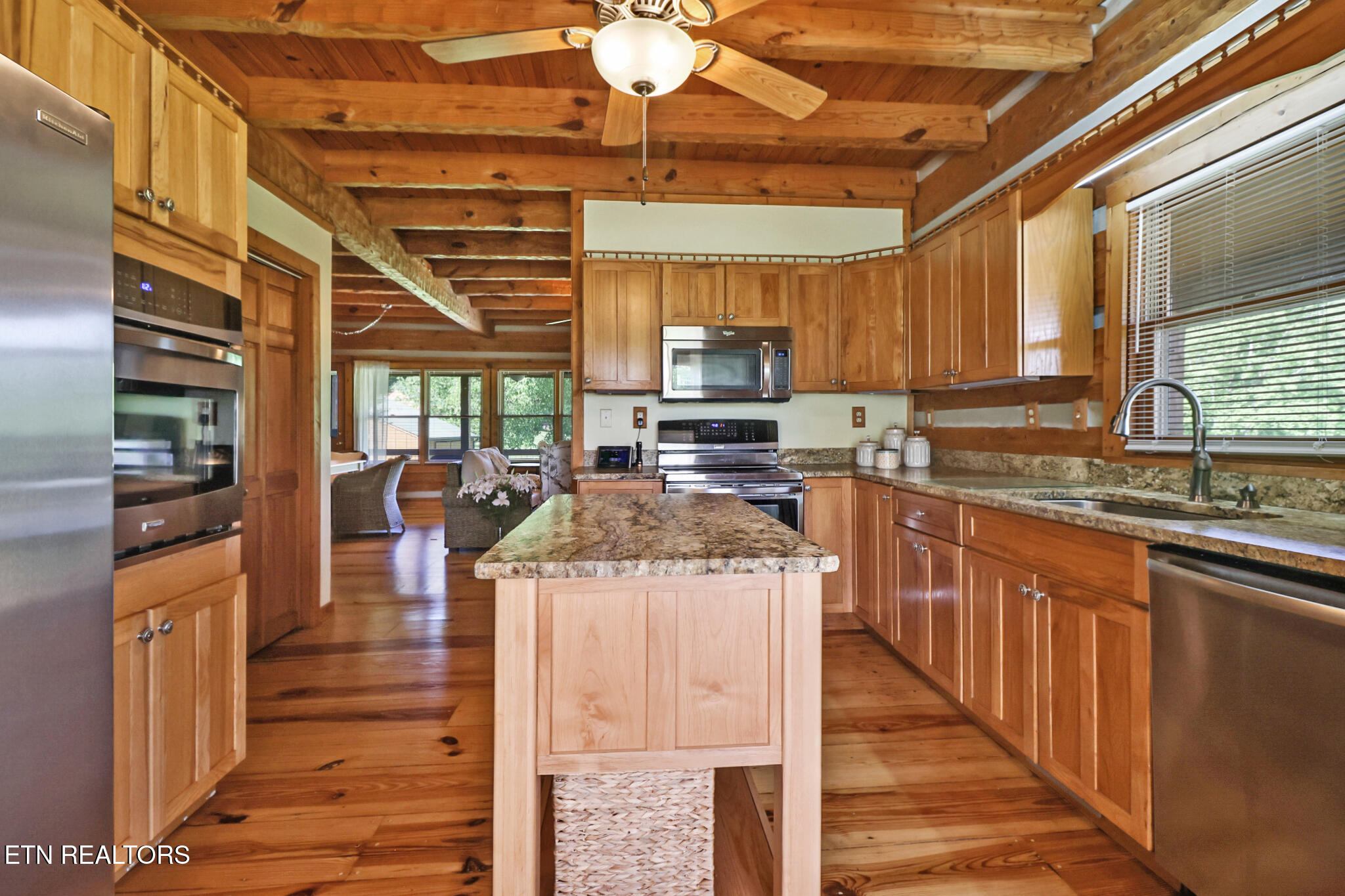 871 Poplar Creek Road Oliver Springs TN 37840