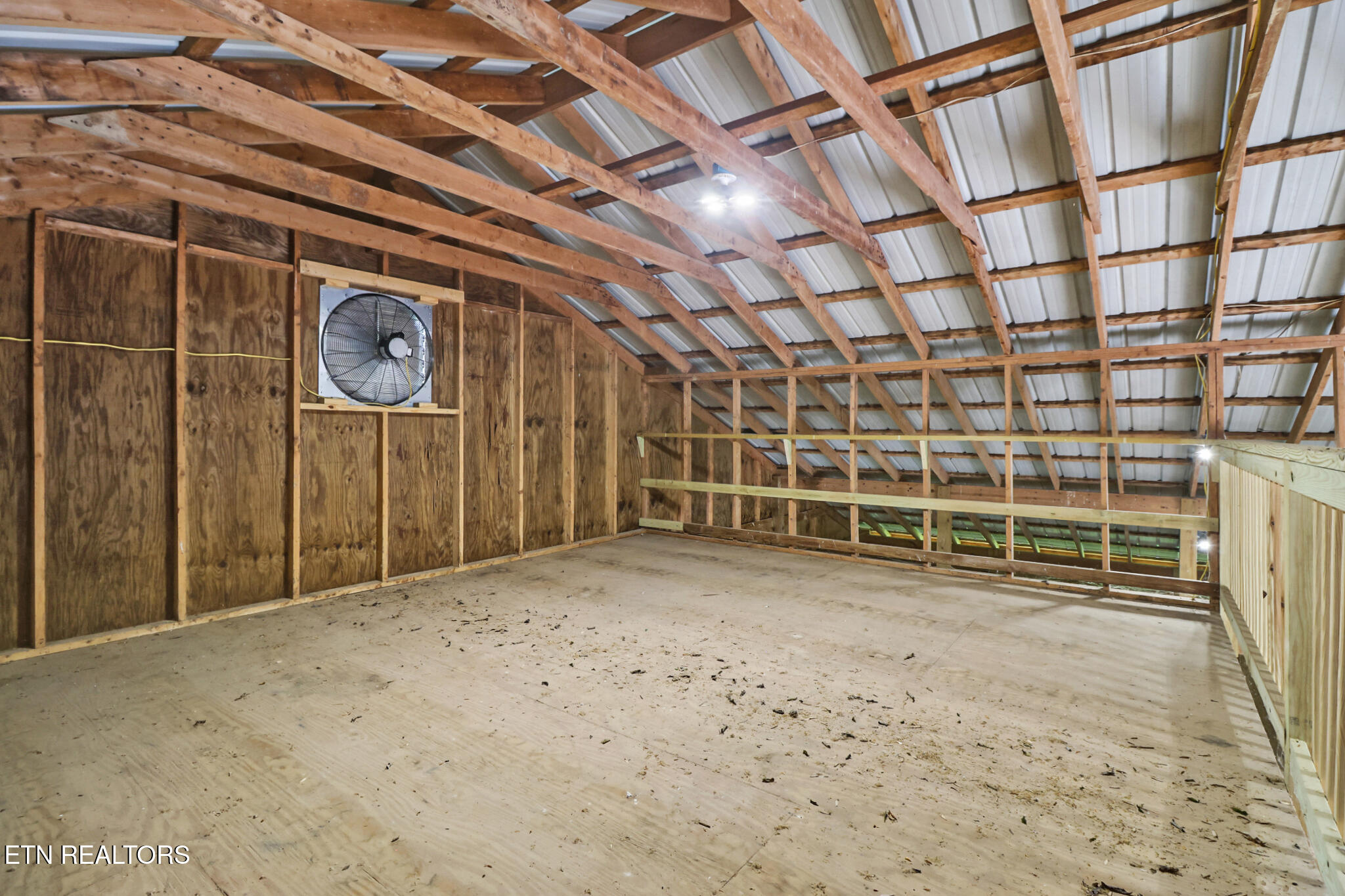 871 Poplar Creek Road Oliver Springs TN 37840