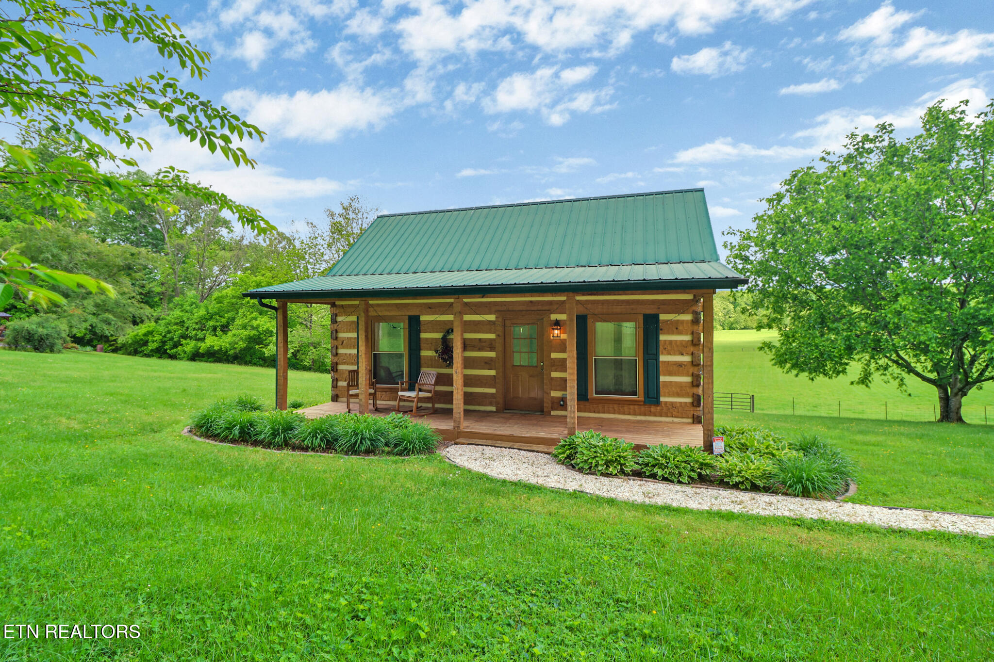 871 Poplar Creek Road Oliver Springs TN 37840