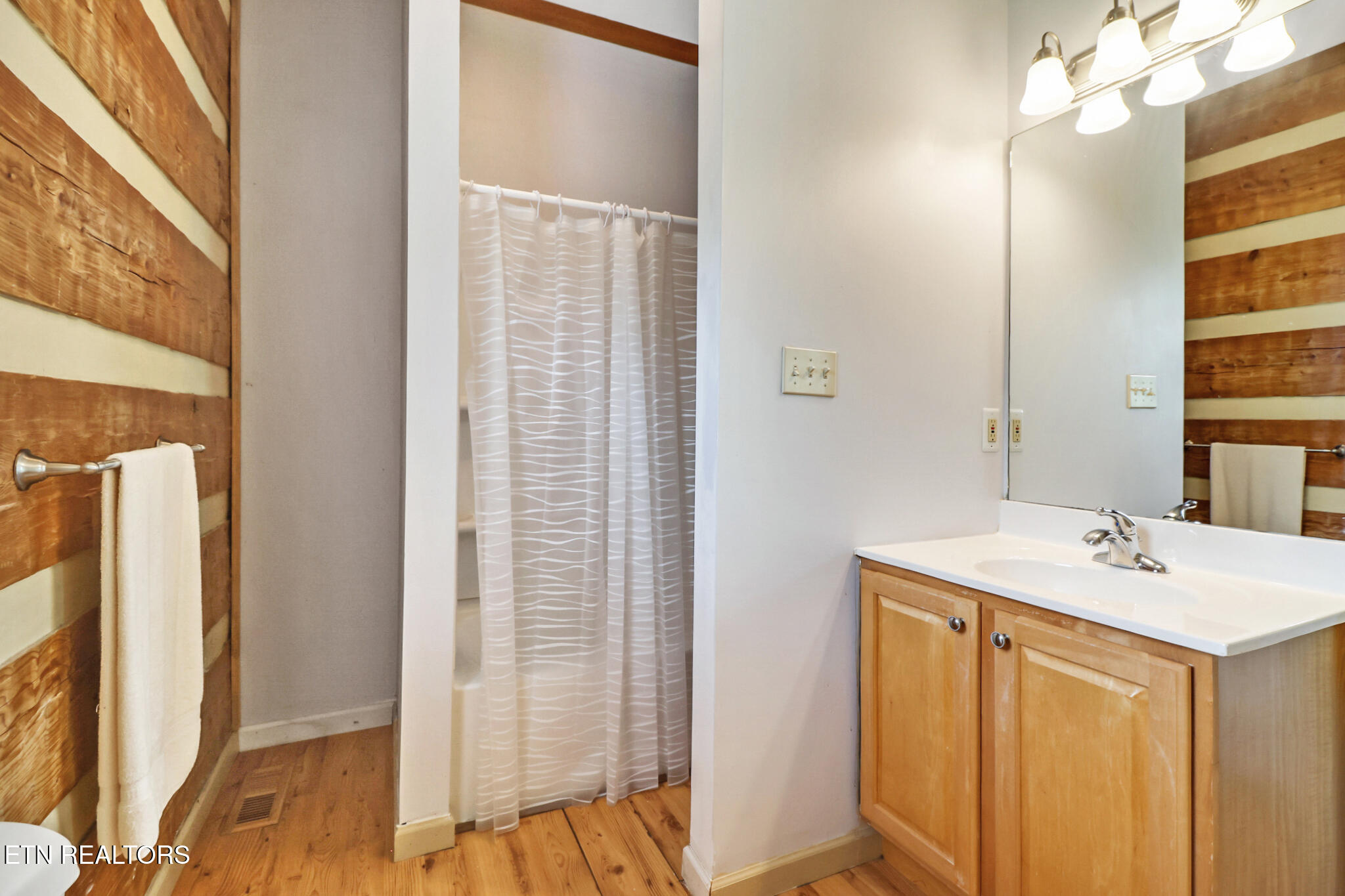 871 Poplar Creek Road Oliver Springs TN 37840