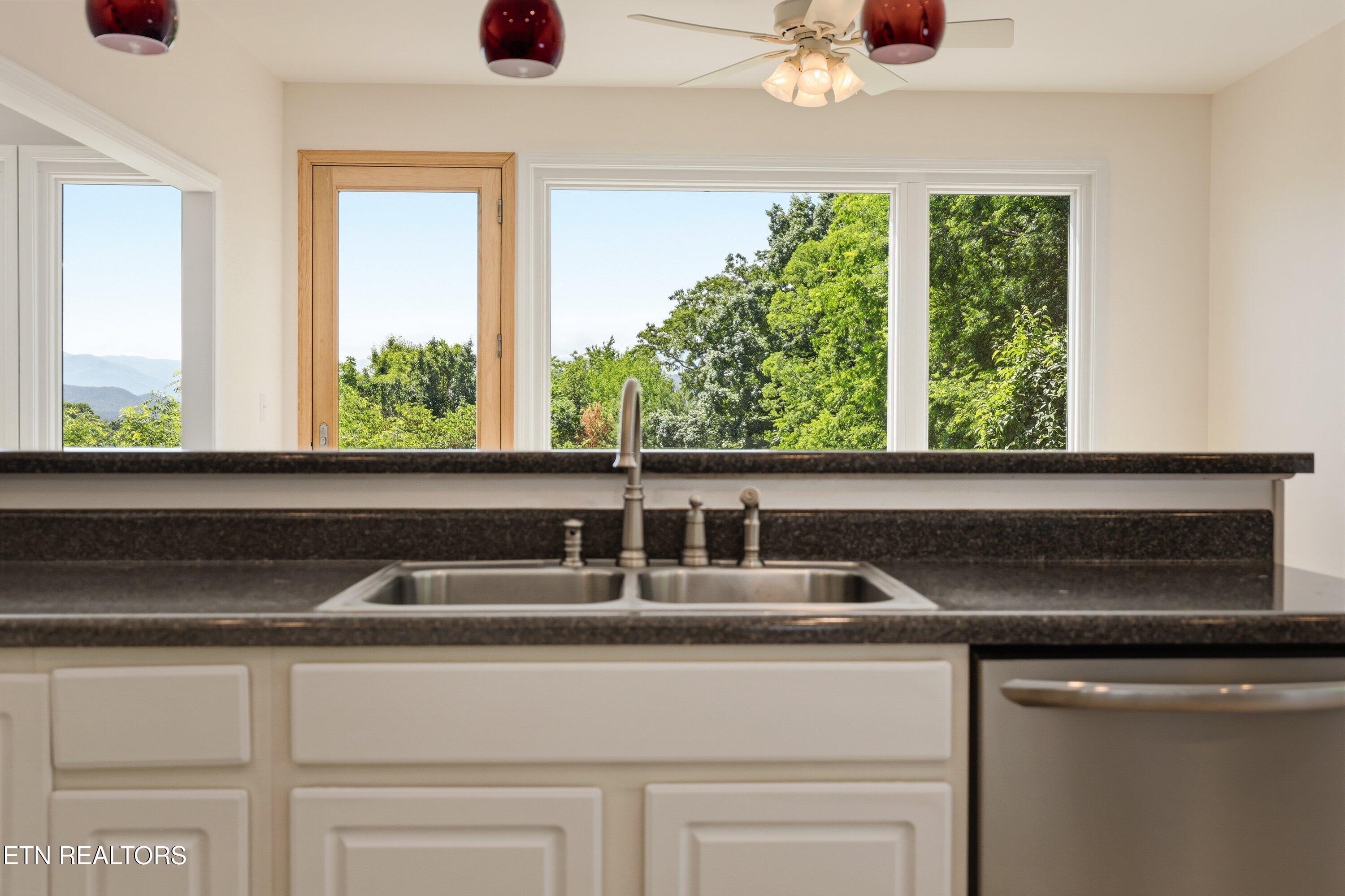 151 Ruth Lane Sevierville TN 37862