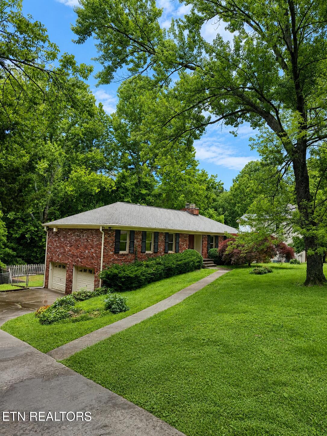5212 Yorktown Road Knoxville TN 37920