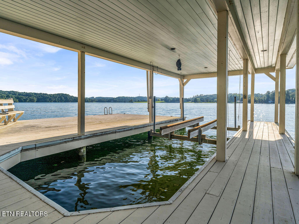 1325 Windridge Road Friendsville TN 37737