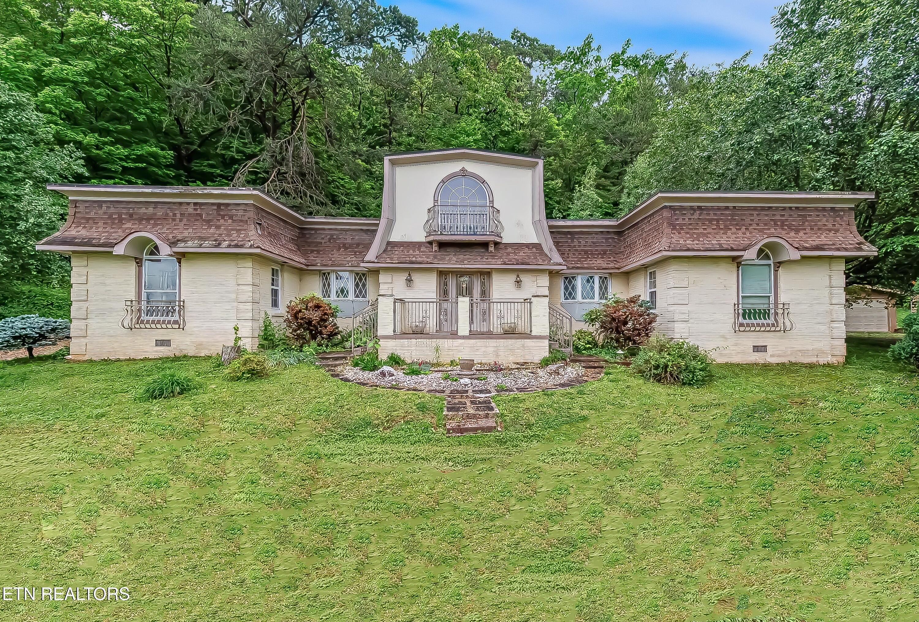 130 Old Knoxville Highway Oliver Springs TN 37840