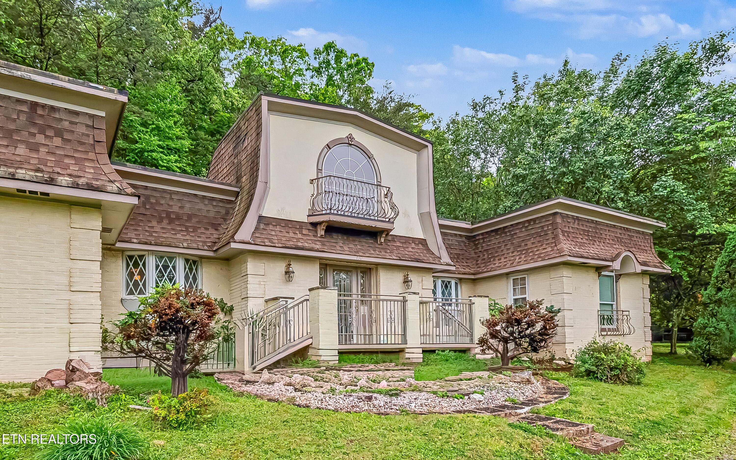 130 Old Knoxville Highway Oliver Springs TN 37840