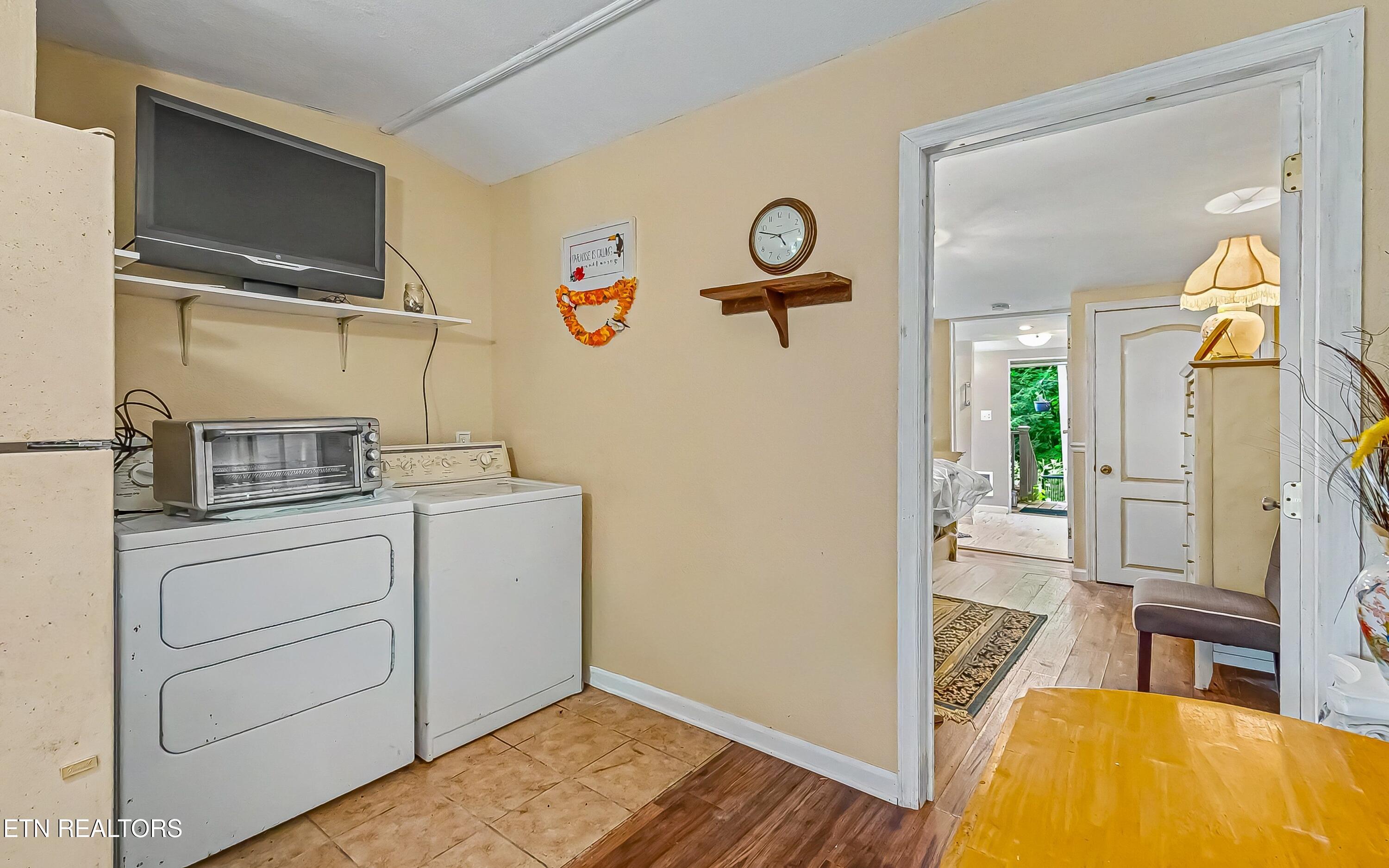 130 Old Knoxville Highway Oliver Springs TN 37840