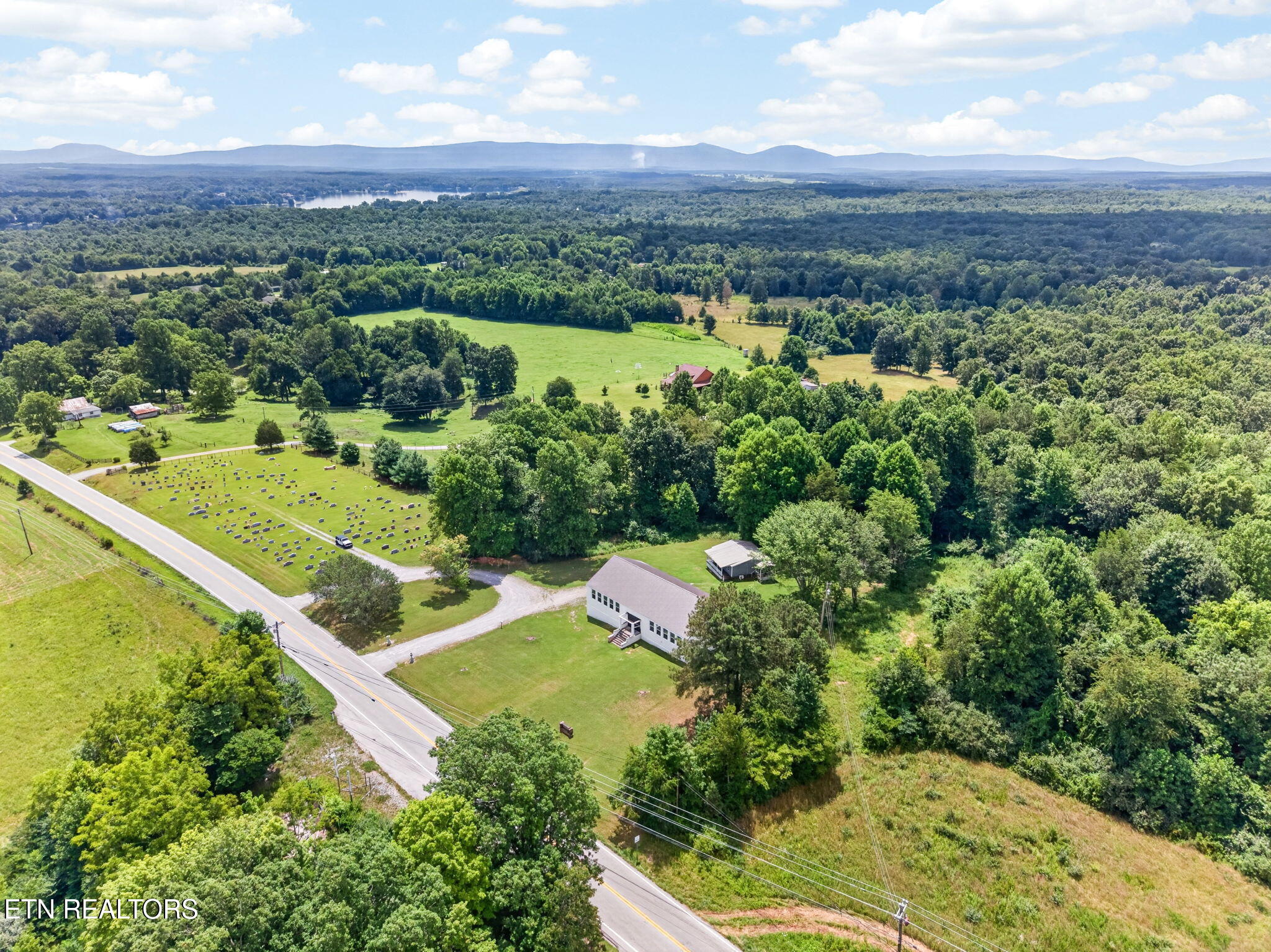 6845 Lantana Road Crossville TN 38572