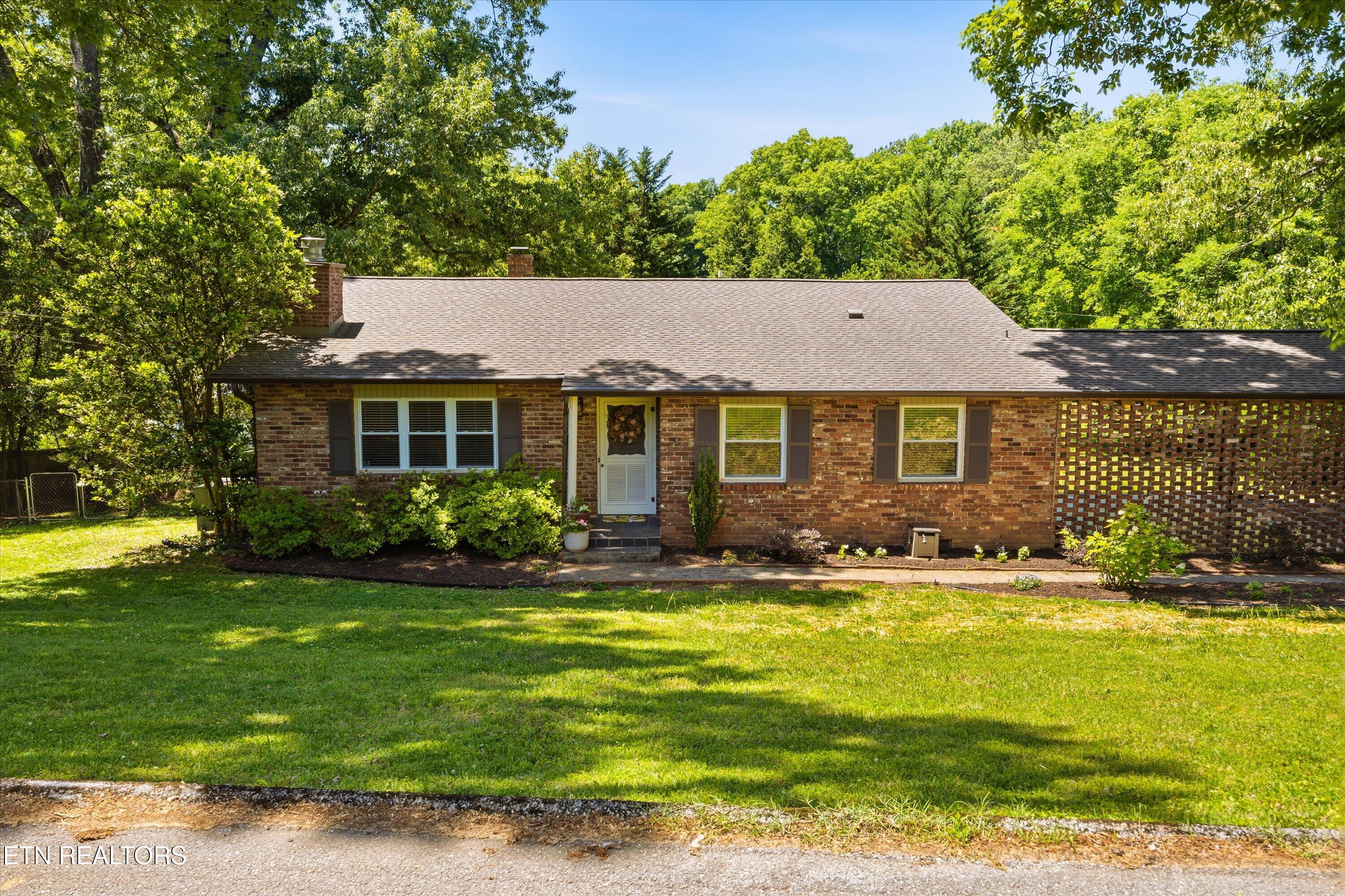1605 Arbor Vitea Drive Knoxville TN 37919
