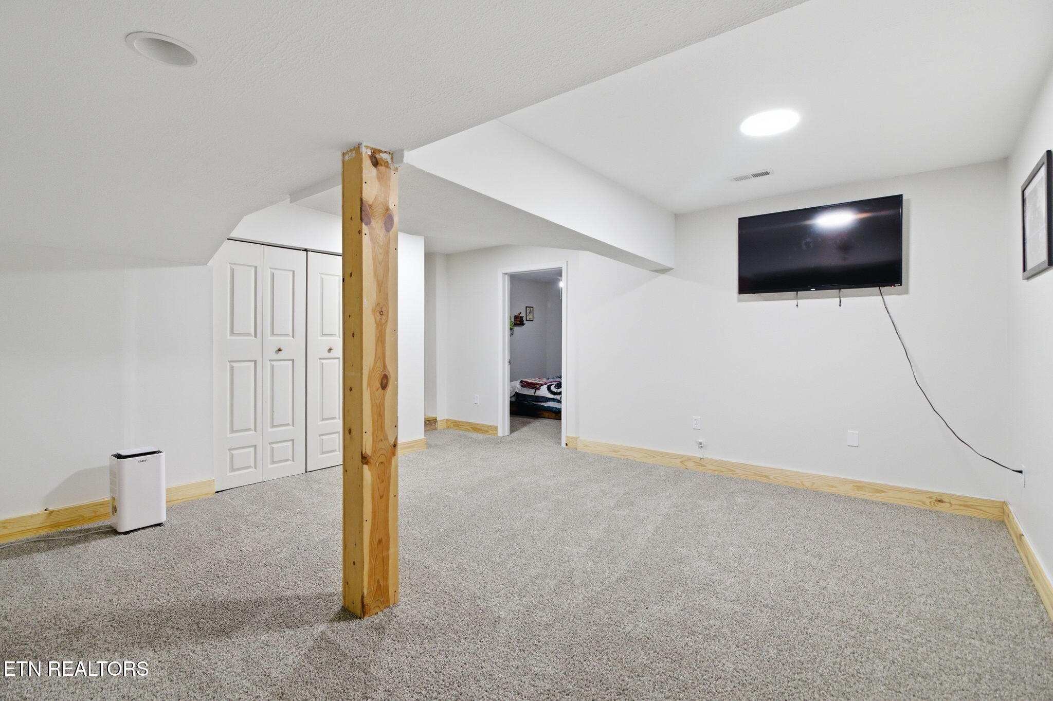 708 New Clear Branch Road Rocky Top TN 37769