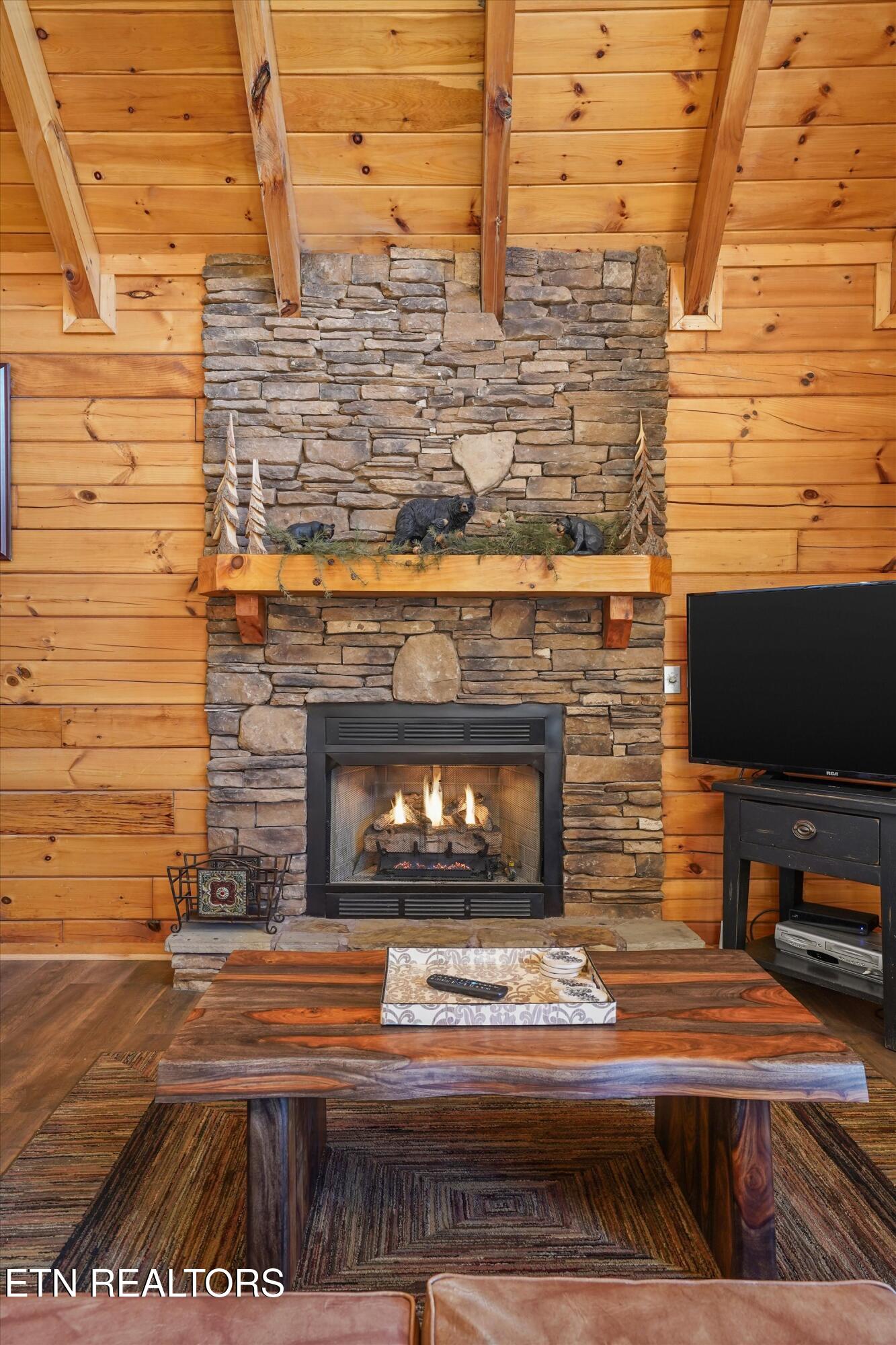 4449 Forest Vista Way Pigeon Forge TN 37863