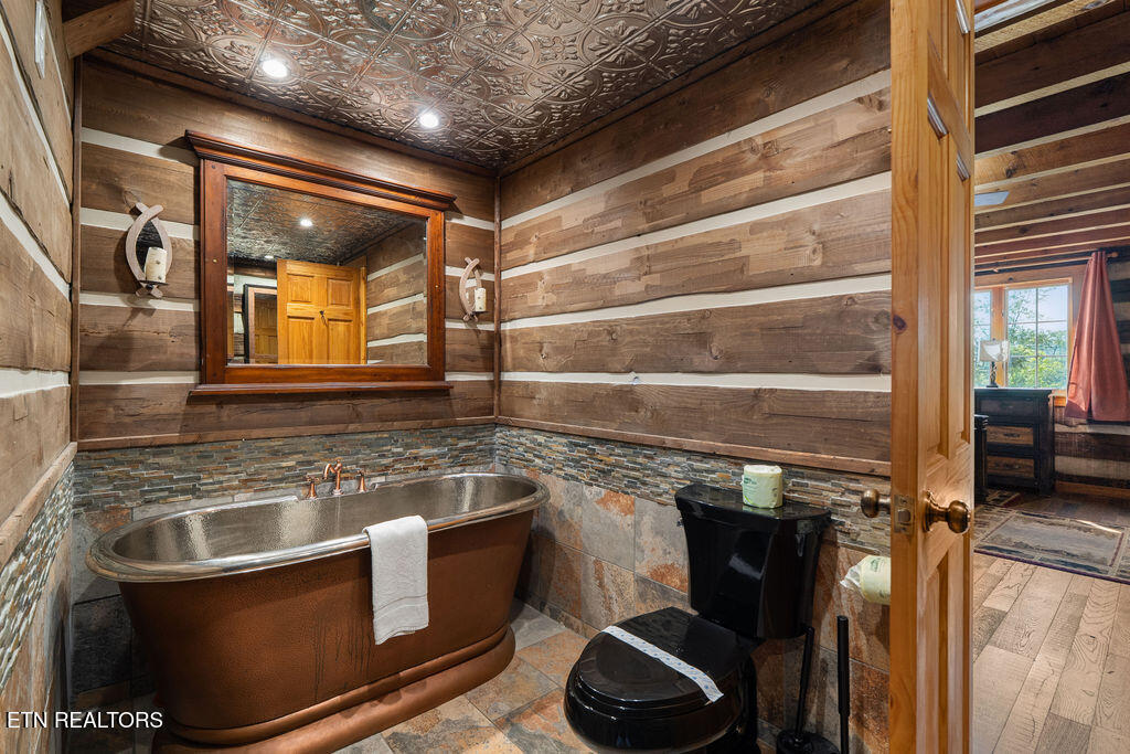 302 Beech Branch Road Gatlinburg TN 37738