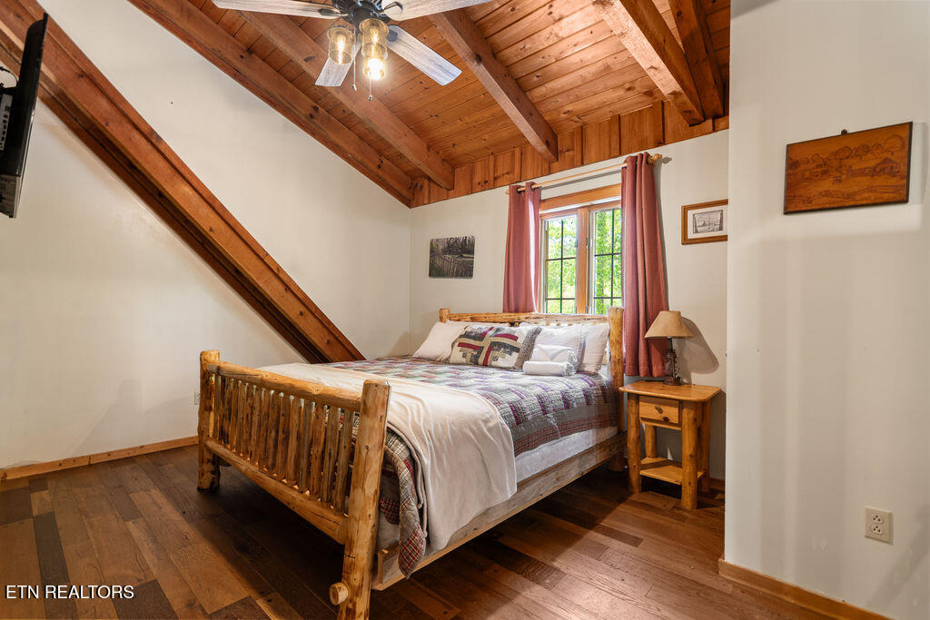 302 Beech Branch Road Gatlinburg TN 37738