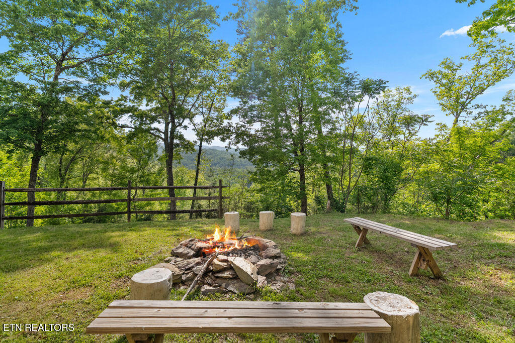 302 Beech Branch Road Gatlinburg TN 37738