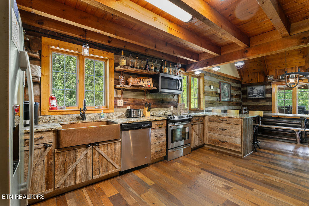 302 Beech Branch Road Gatlinburg TN 37738
