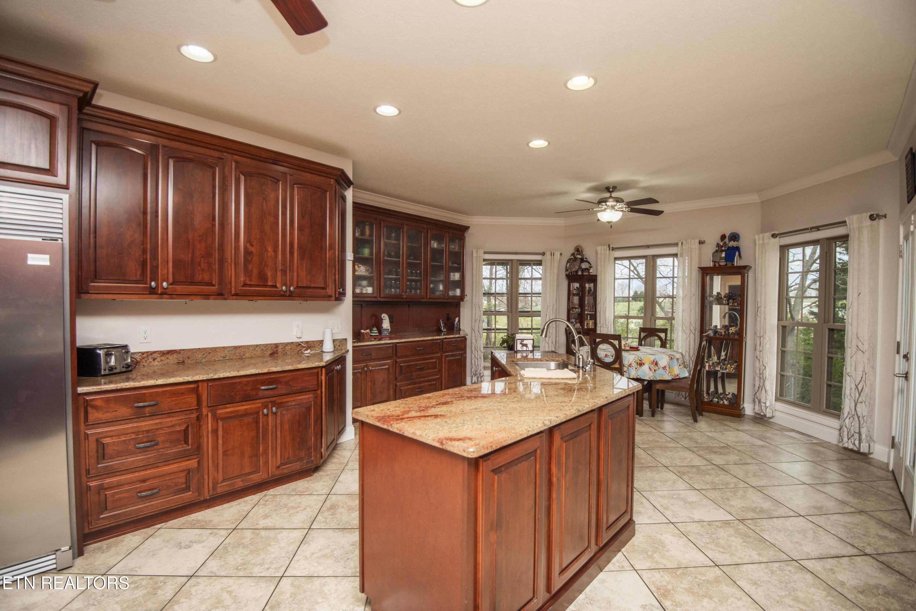 1435 Instrumental Avenue Sevierville TN 37876
