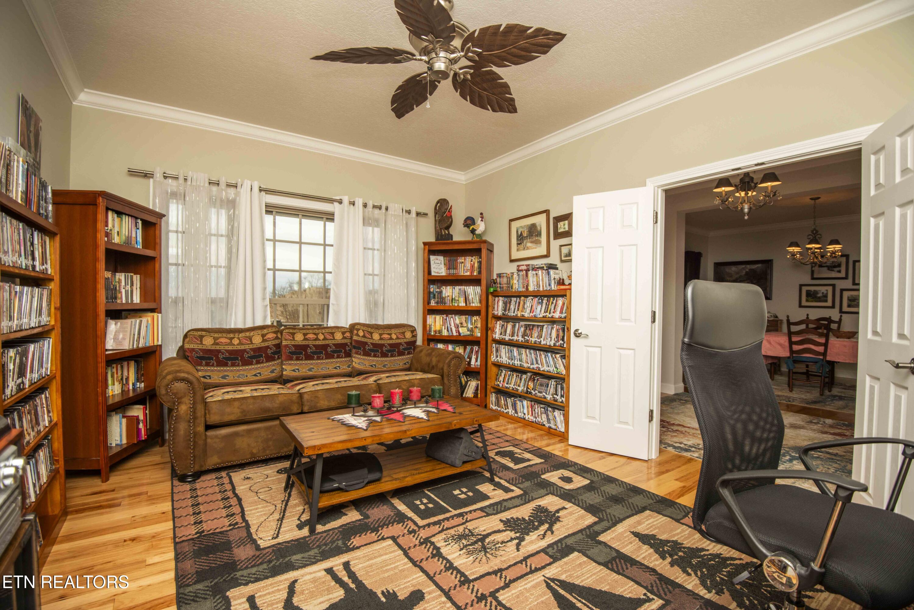 1435 Instrumental Avenue Sevierville TN 37876
