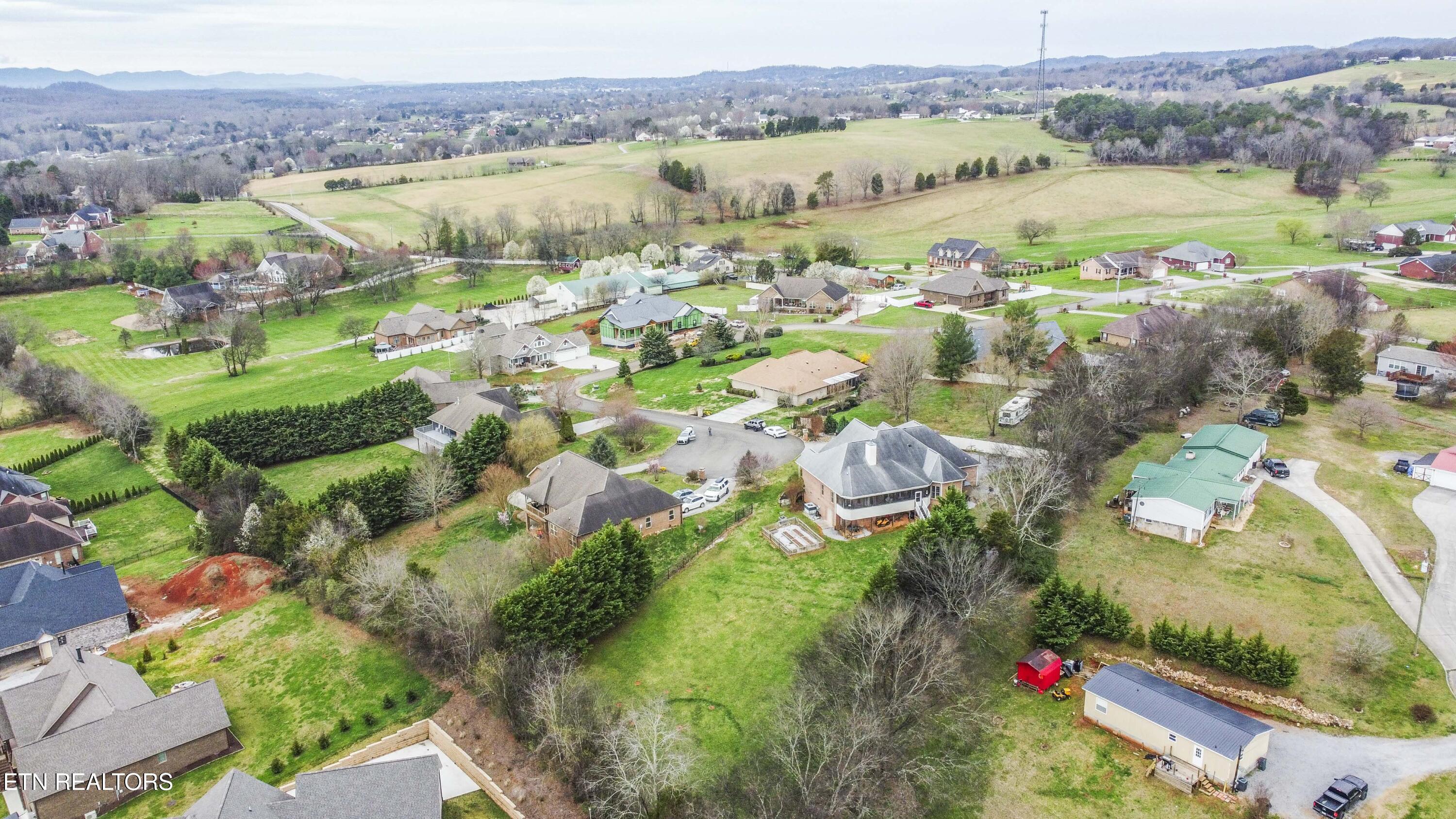 1435 Instrumental Avenue Sevierville TN 37876